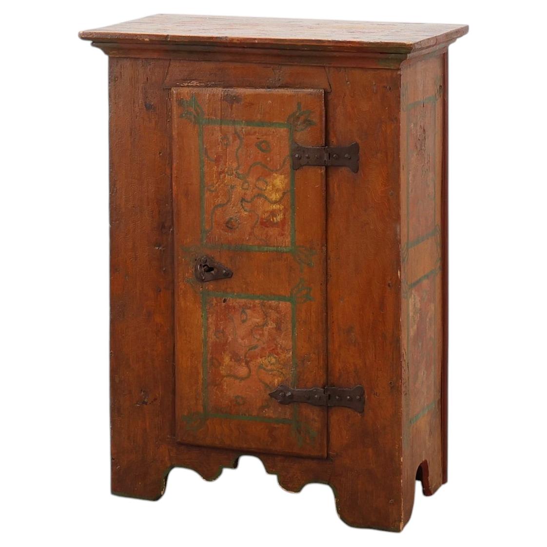 Pequeño Armario Antiguo de Roble, Francia, Siglo XVIII