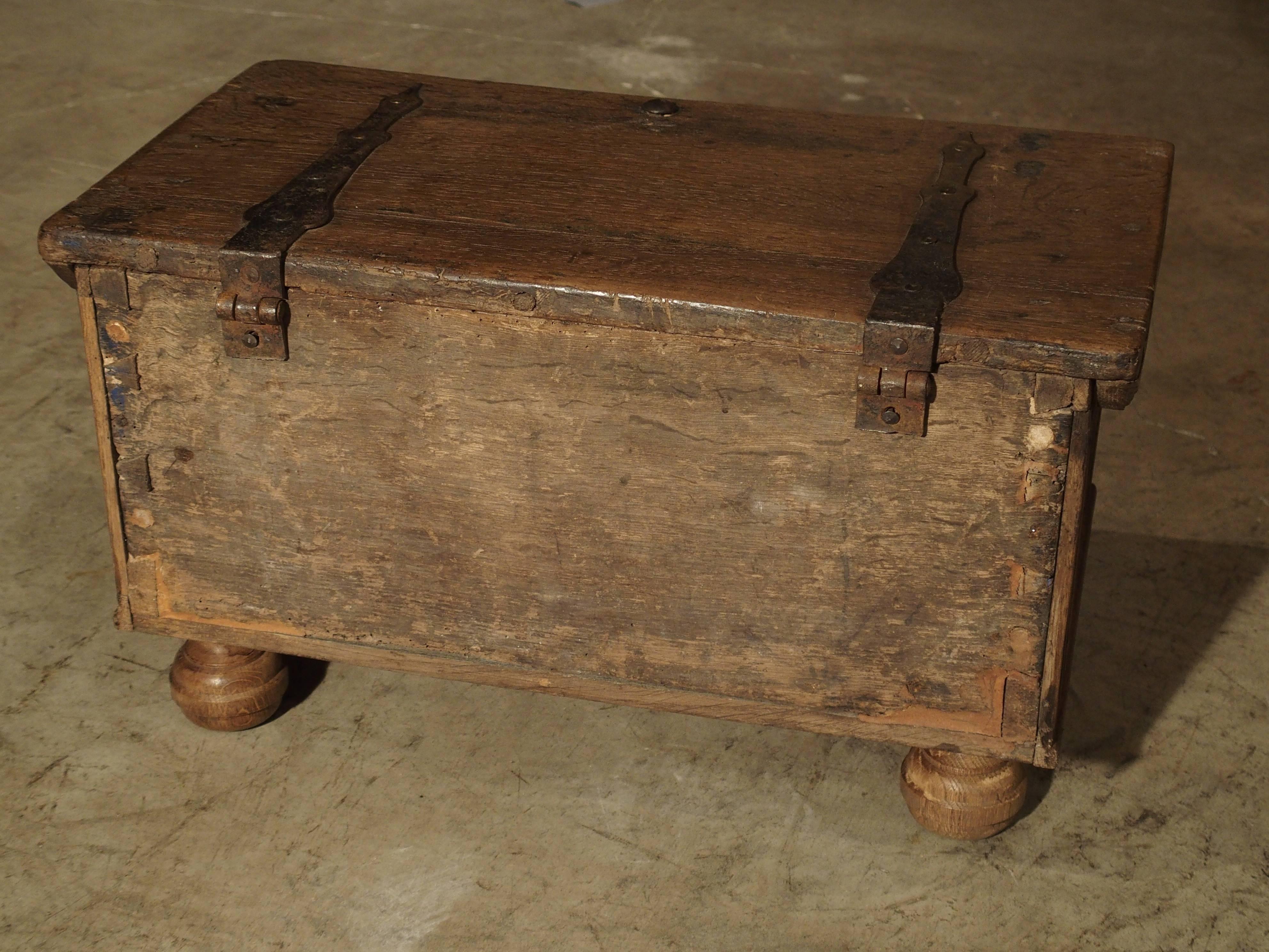 Spanish Small Antique Oak Table Trunk from Spain, 17th Century