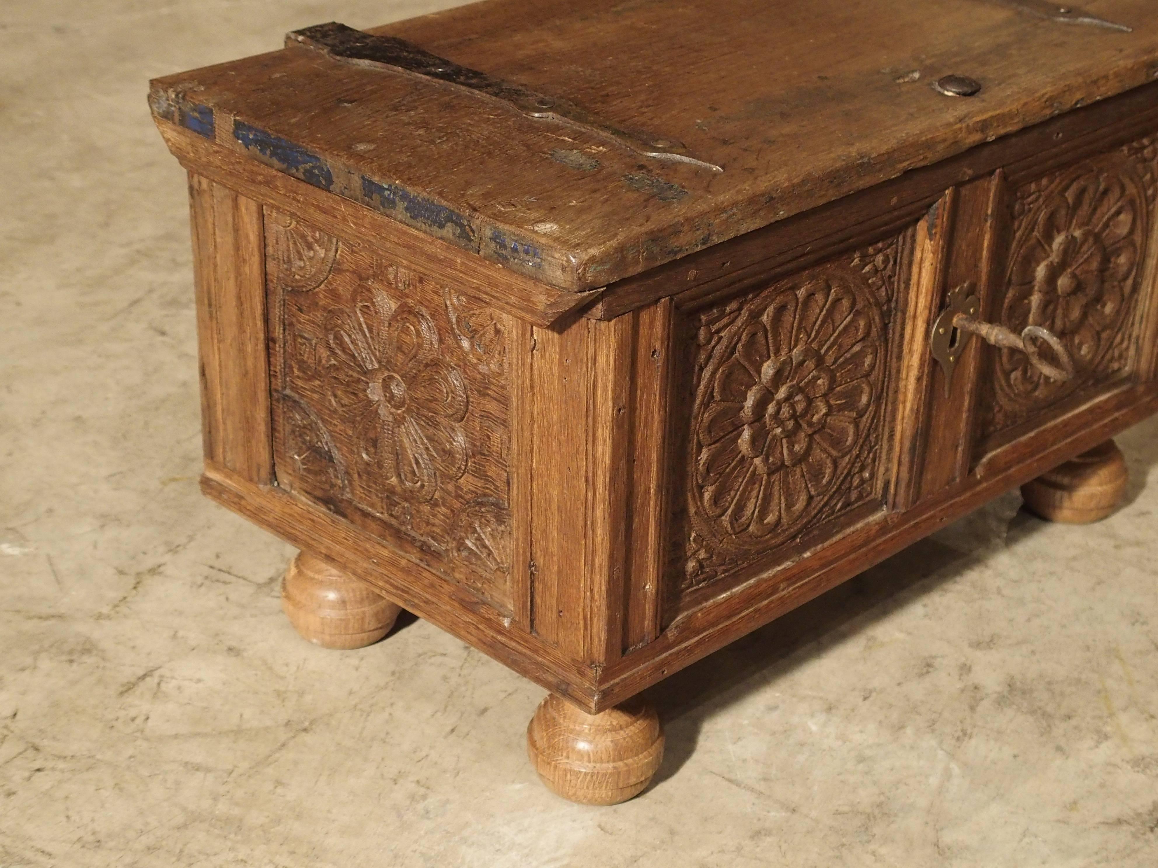 Hand-Carved Small Antique Oak Table Trunk from Spain, 17th Century