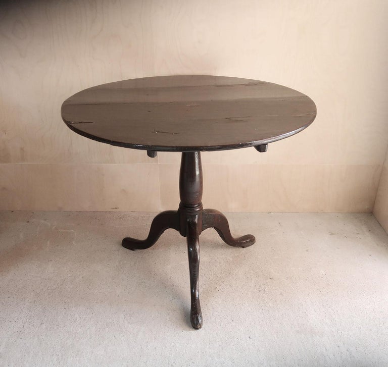 Small Antique Oak Tripod Table, English circa 1780 For Sale