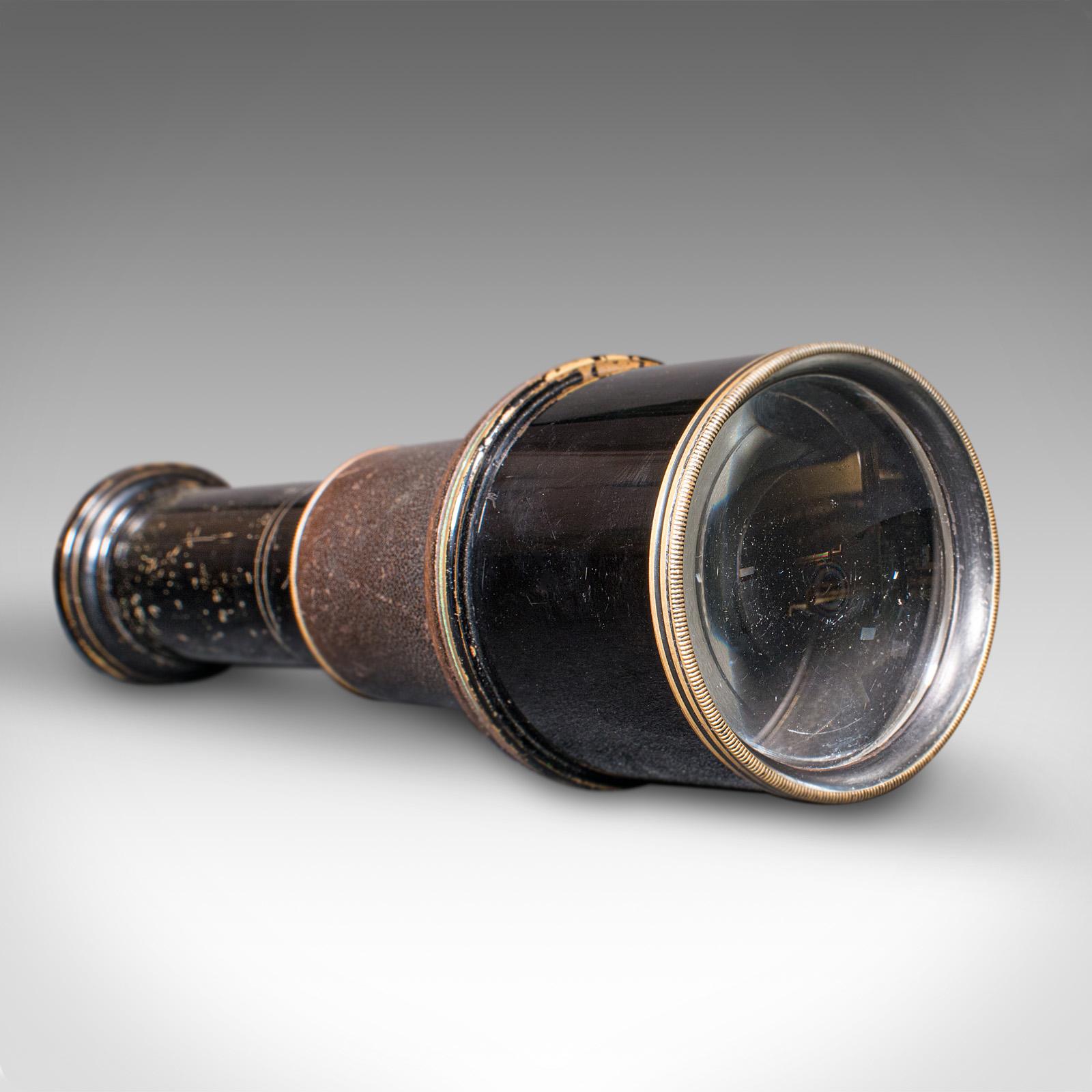 20ième siècle Petit monoculaire d'opéra ancien, allemand, laiton, cuir, Scope, victorien en vente