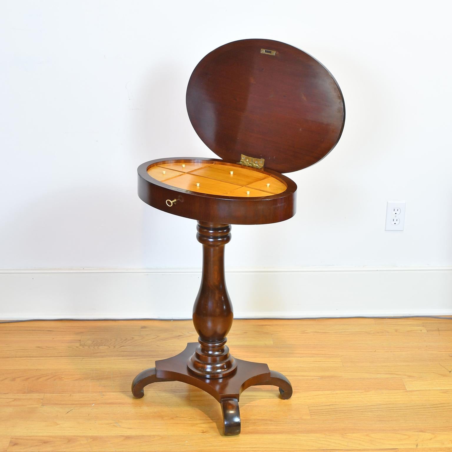 Small Antique Oval Pedestal Table or Work Table in Dark-Stained Mahogany 3