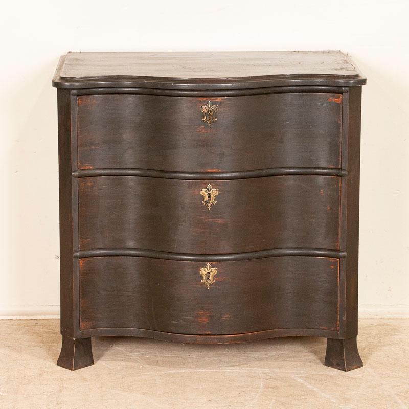 Small Antique Painted Chest of Drawers or Nightstand from Sweden In Good Condition In Round Top, TX