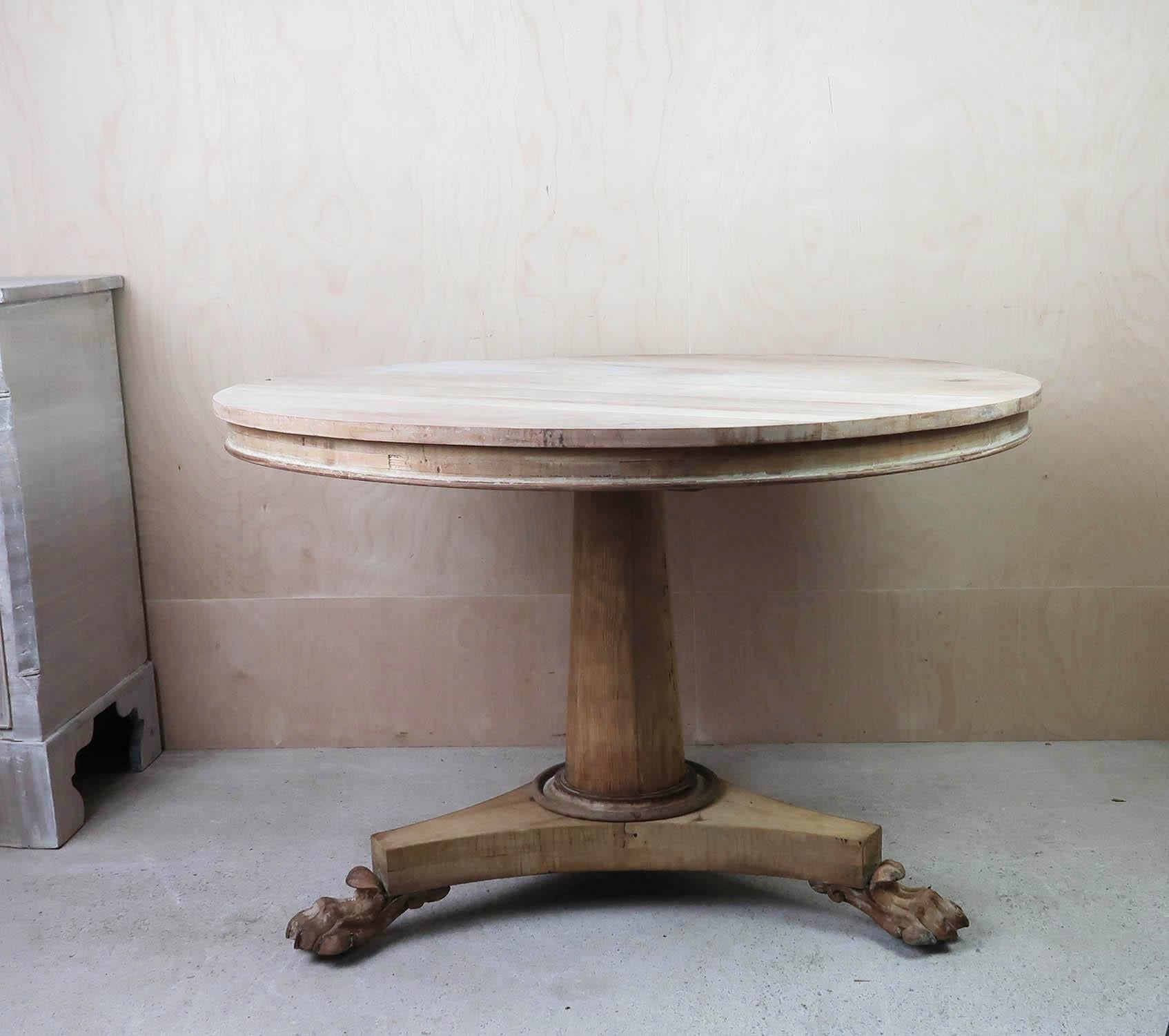 Bois Petite table ronde blanchie de style palladien ancien, anglaise, vers 1835