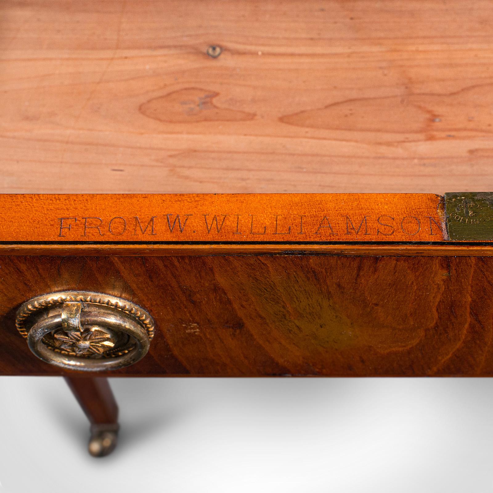 Petite table ancienne Pembroke, bois de satin anglais, occasionnelle, Williamson, Regency en vente 4
