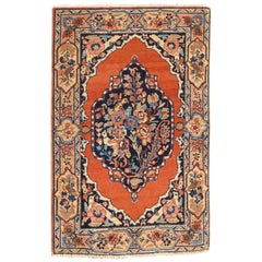 Piccolo tappeto antico persiano Fine Tabriz con disegno floreale ornato in arancione bruciato