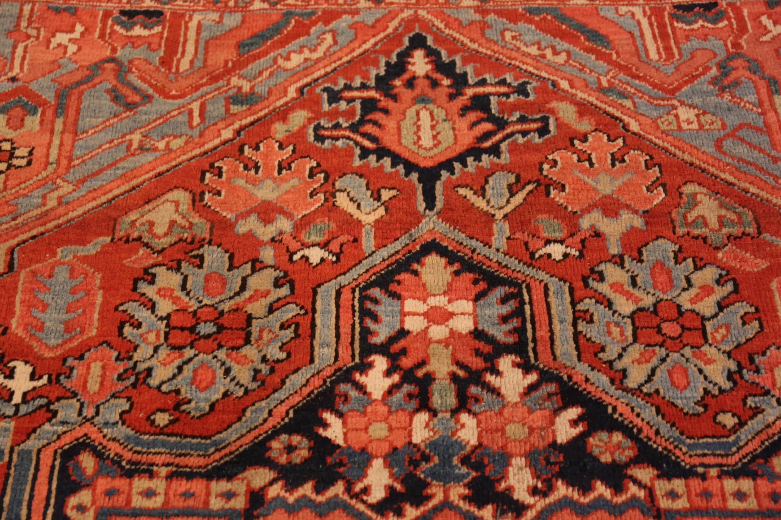 Hand-Knotted Small Antique Persian Heriz Rug. Size: 6 ft 5 in x 8 ft