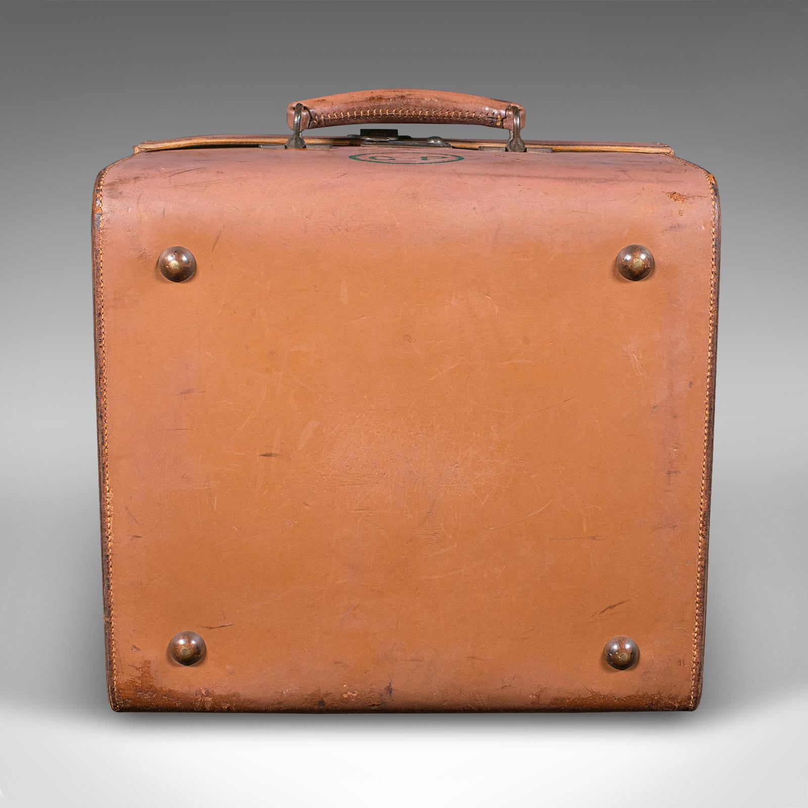 Small Antique Picnic Case, English, Leather, Suitcase, John Pound, Circa 1920 For Sale 1