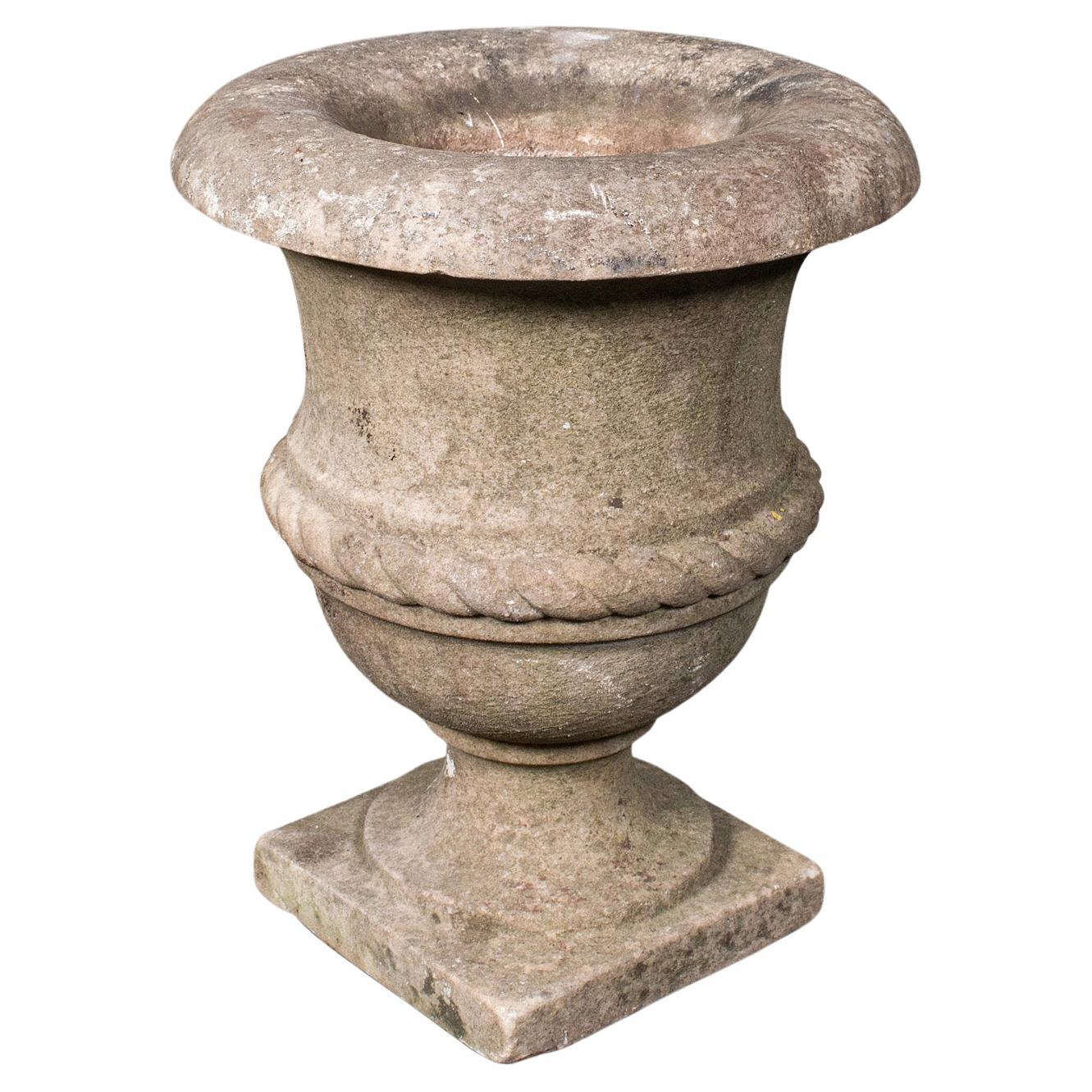Petite urne à plantes ancienne, anglaise, marbre vieilli, jardinière, victorienne