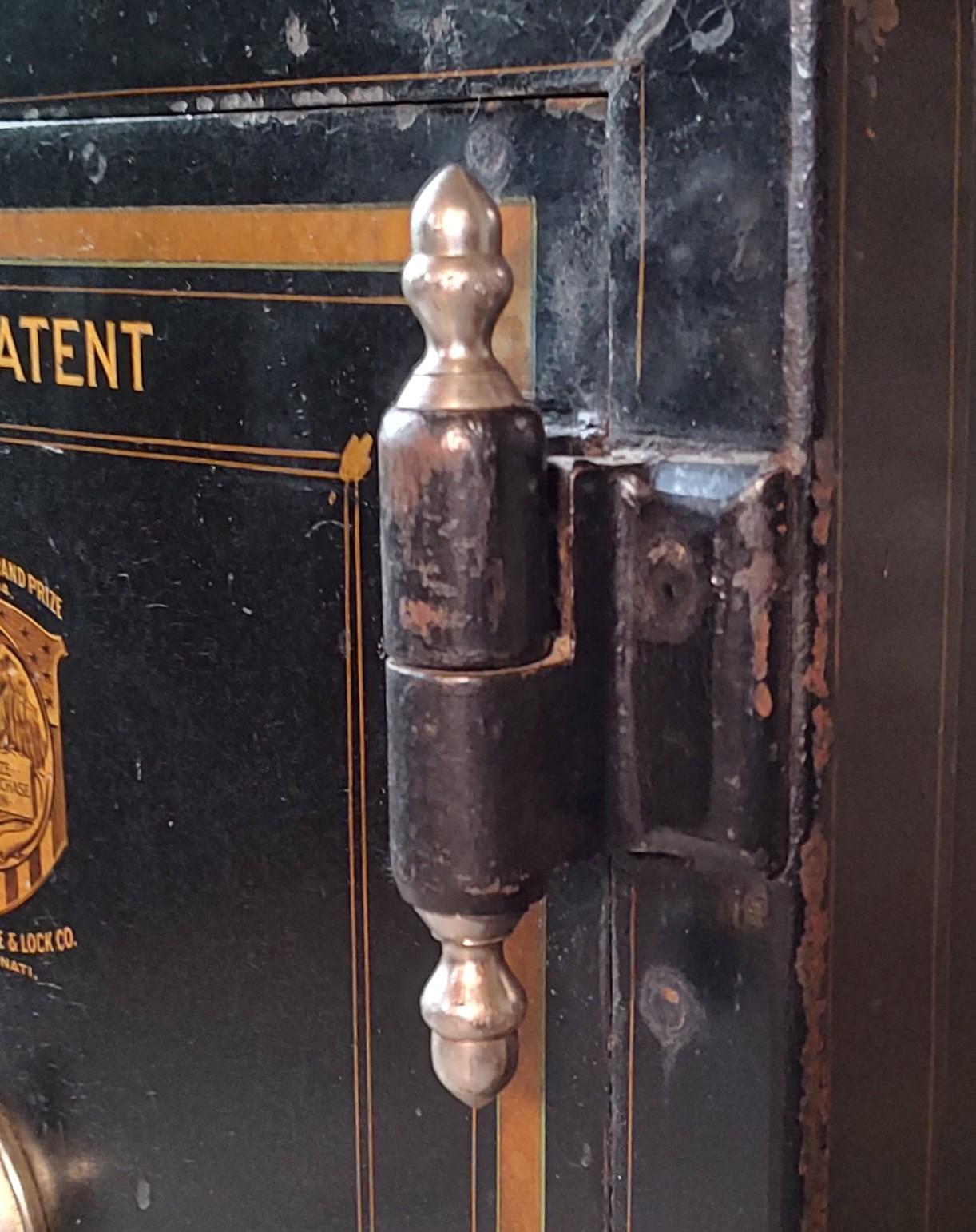 Small Antique Rolling Floor Safe by Victor Co. For Sale 10