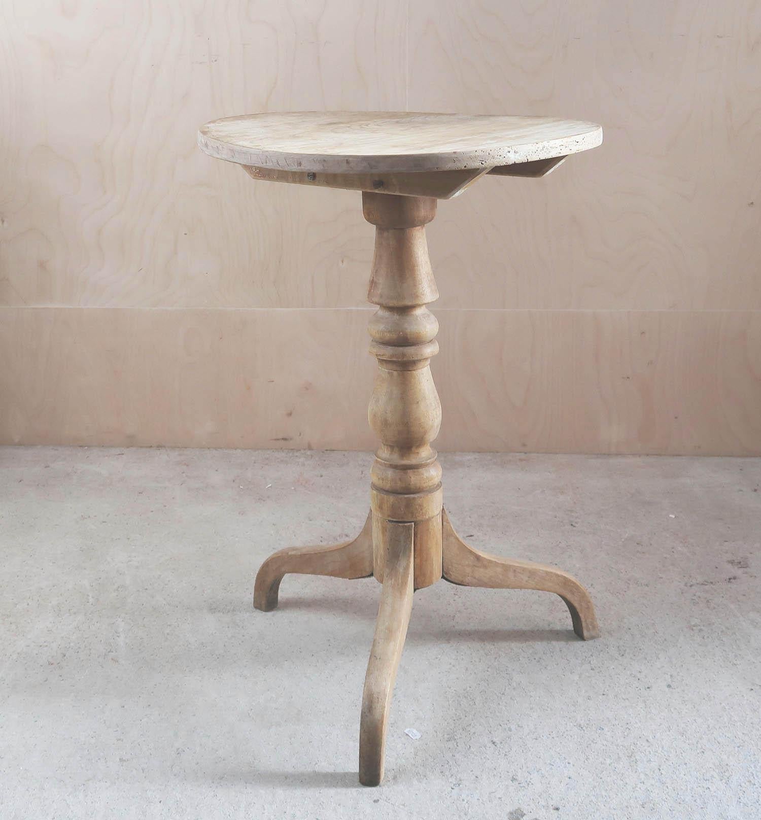 Small Antique Round Bleached Elm Side Table. English, Circa 1820 In Good Condition For Sale In St Annes, Lancashire