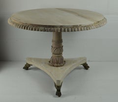 Petite table ronde ancienne en acajou blanchi et pin de style Empire