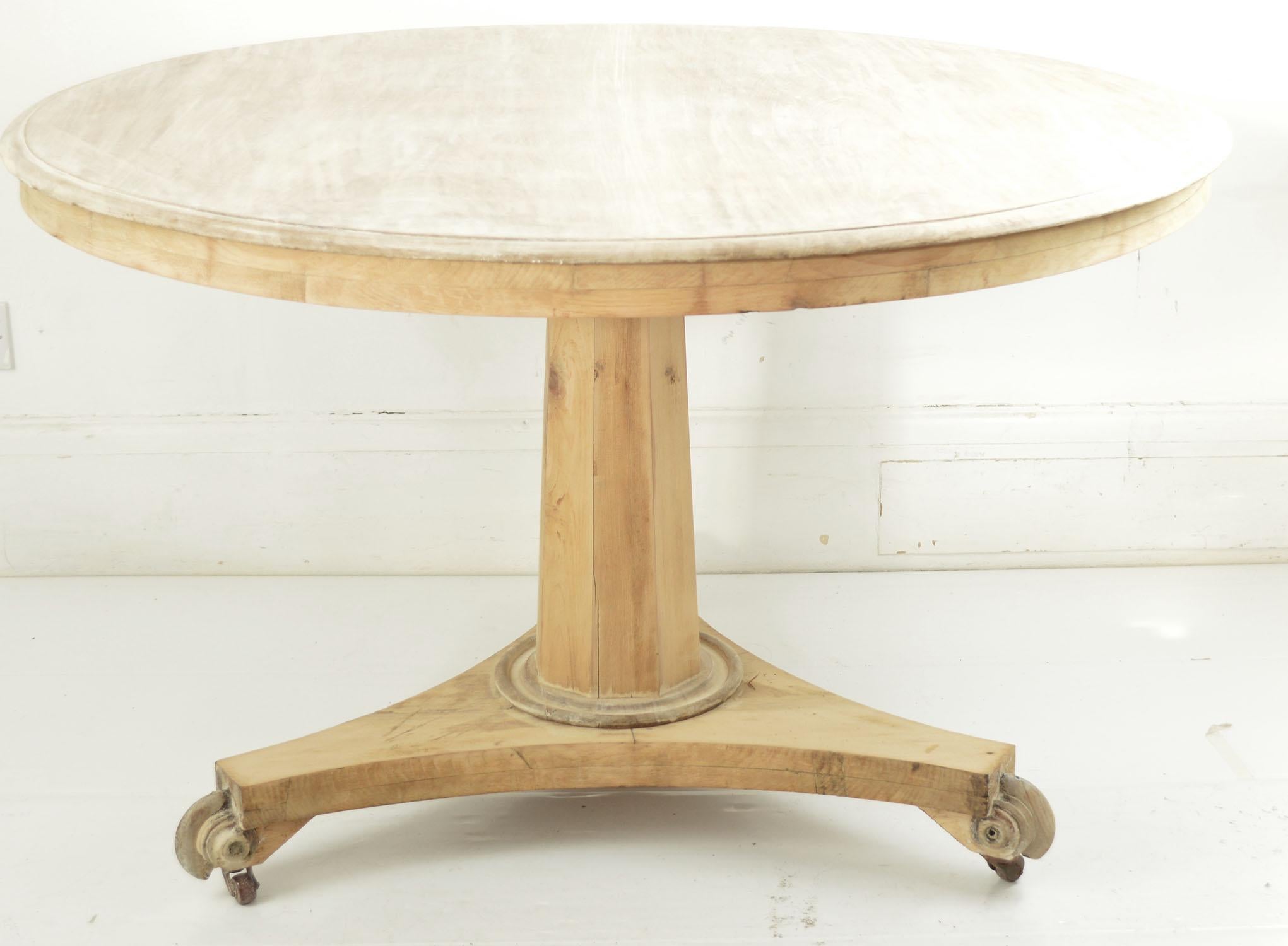 Small Antique Round Bleached Mahogany Breakfast Table, English, circa 1835 1