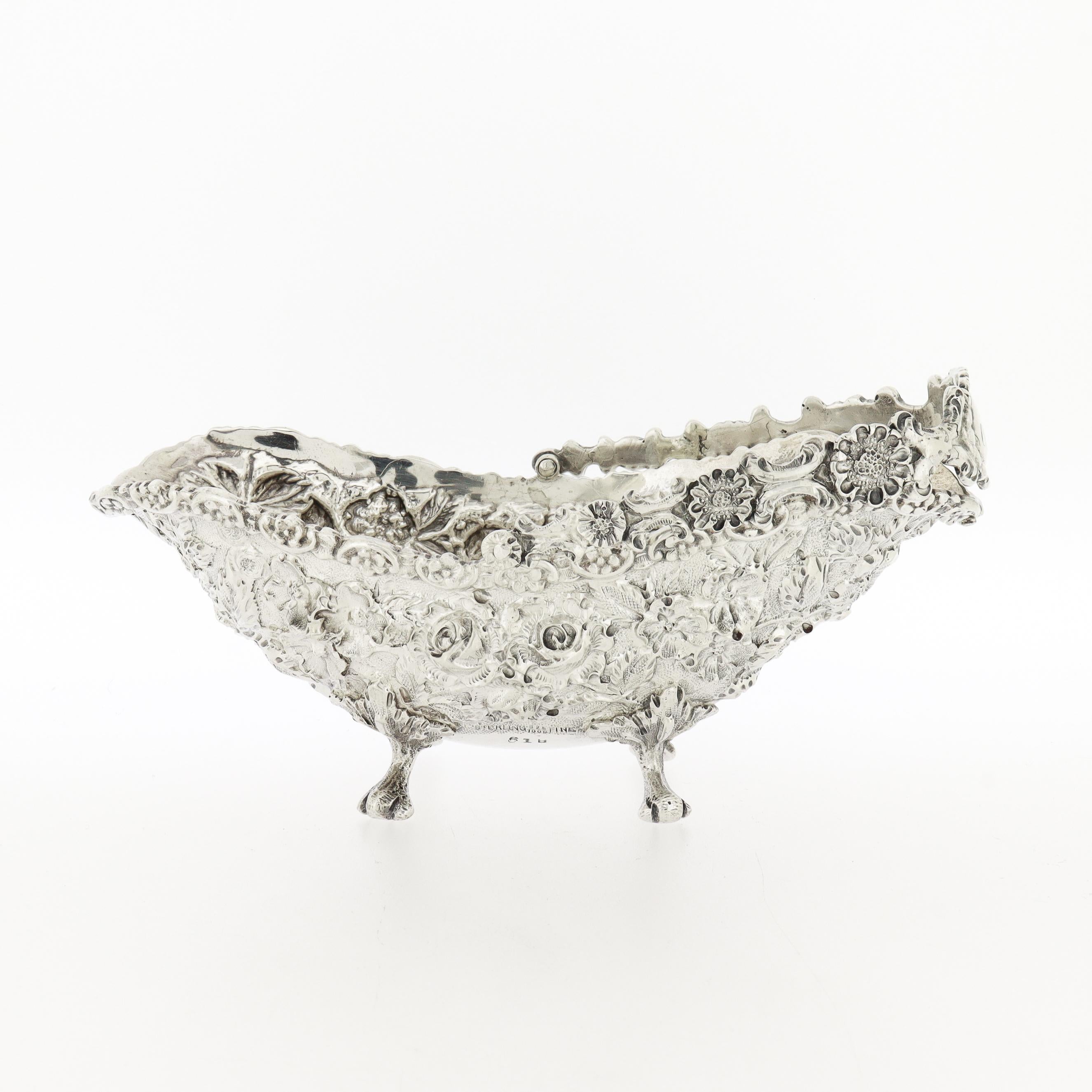 Small Antique Schofield Baltimore Sterling Silver Basket with Repoussé Roses In Good Condition For Sale In Philadelphia, PA