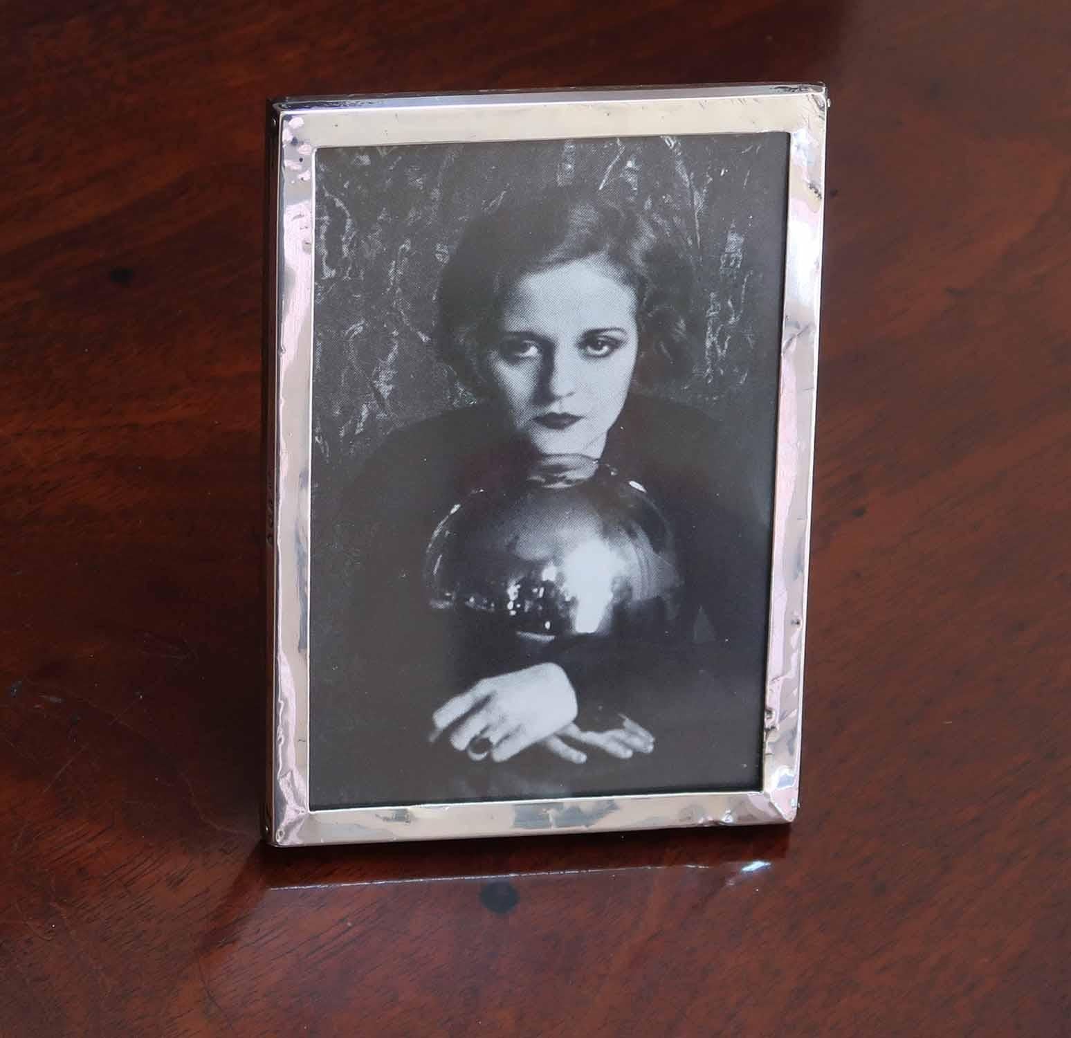 Art Deco Small Antique Silver Photograph Frame. English. Dated 1920 For Sale