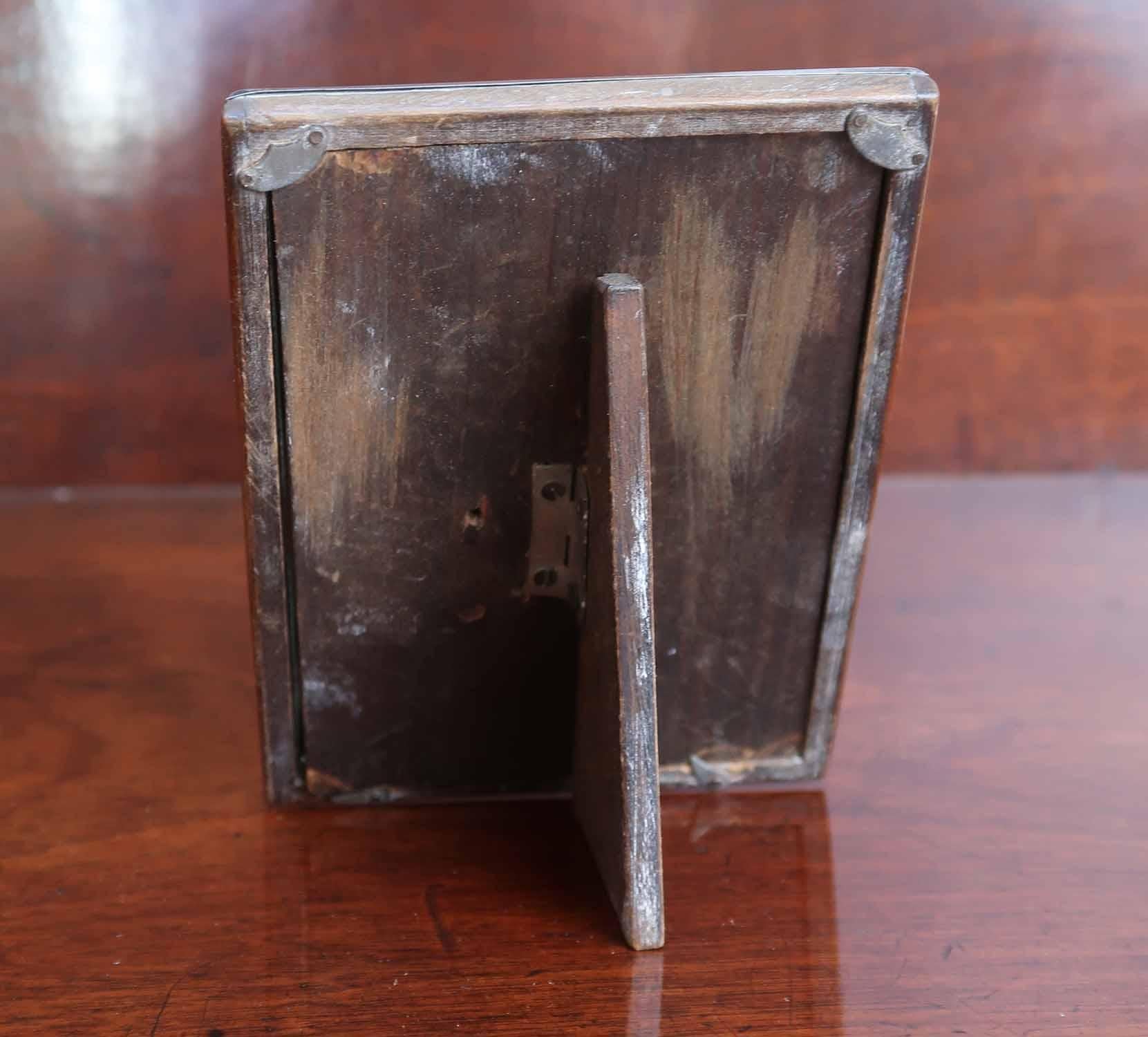 Small Antique Silver Photograph Frame. English. Dated 1920 In Good Condition For Sale In St Annes, Lancashire