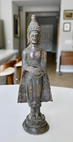 Small Antique Thai Bronze Healing Medicine Buddha Figure Statue