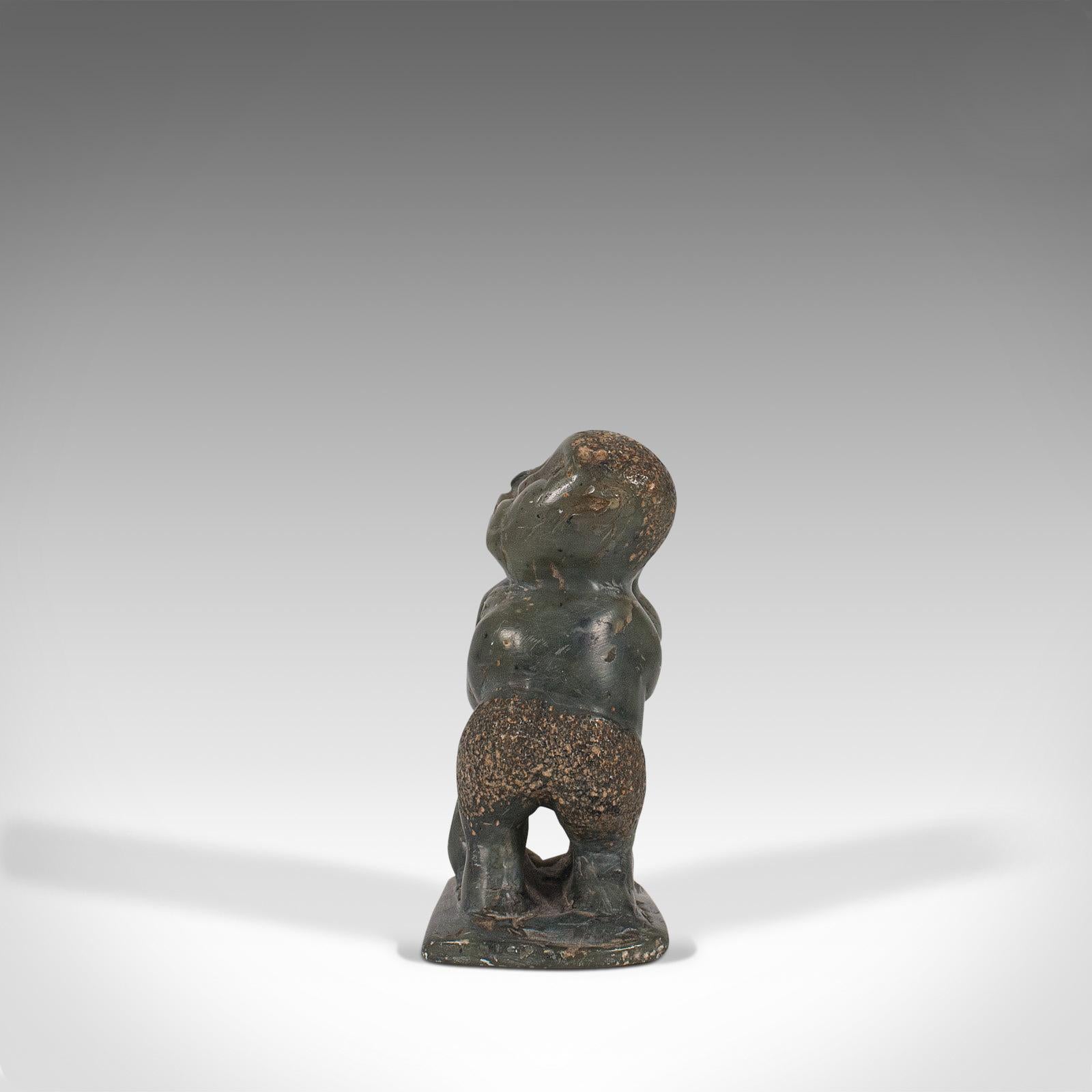 XIXe siècle Petite statue tribale ancienne décorative polynésienne, pierre de savon, statue, vers 1900 en vente