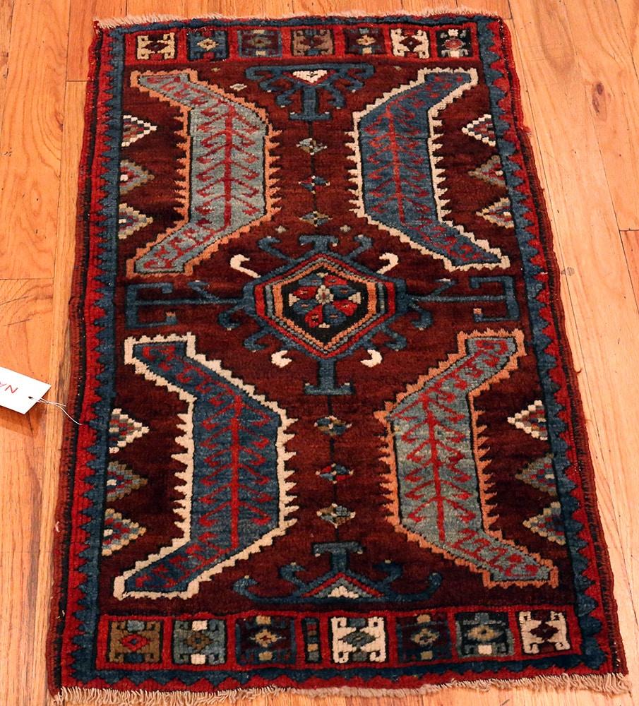 Small Antique Turkish Yastic Rug. Size: 2 ft 1 in x 3 ft 3 in (0.63 m x 0.99 m) 1