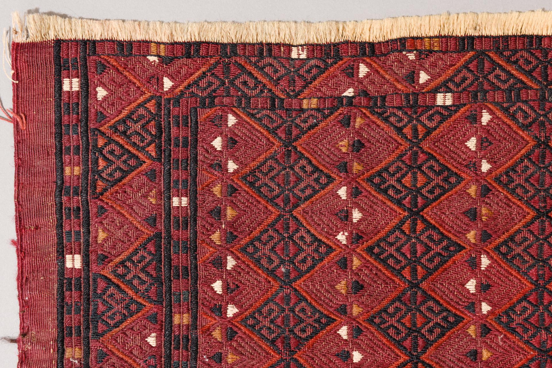 Petit Kilim ancien Turkoman Bon état - En vente à Alessandria, Piemonte