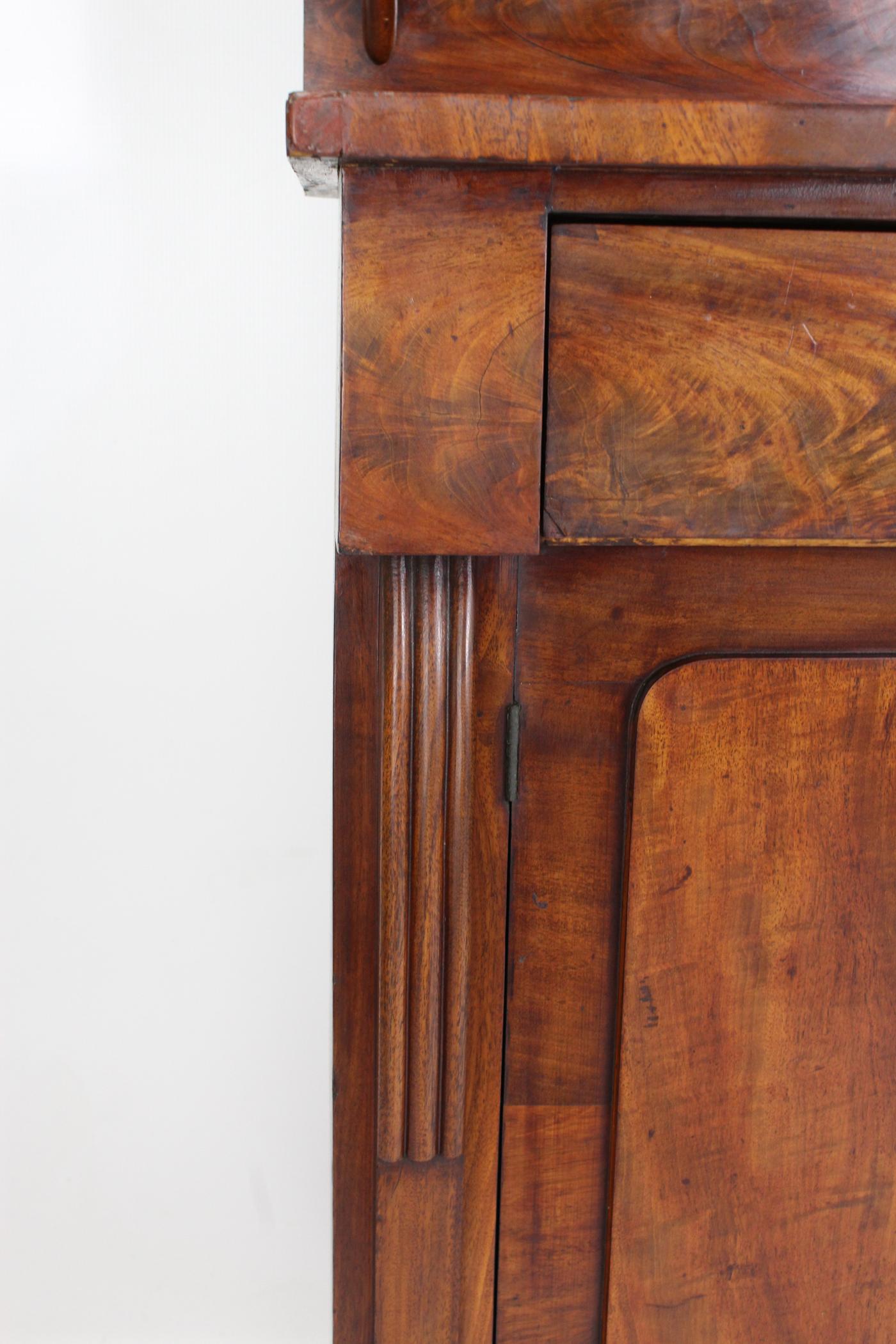 Small Antique Victorian Mahogany Chiffonier Sideboard Credenza Cupboard Dresser For Sale 4