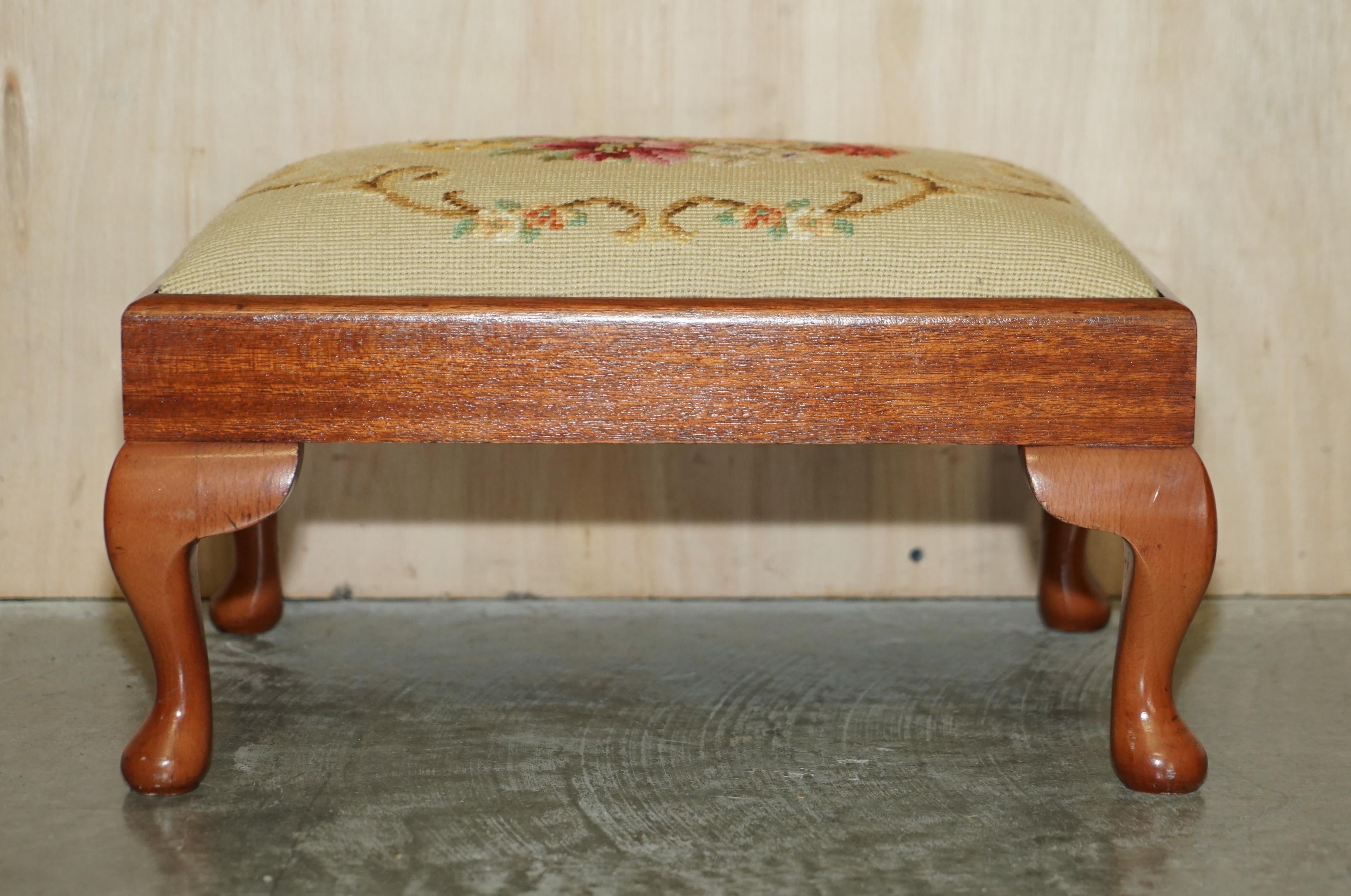 Small Antique Victorian Walnut Cabriole Legged Footstool Embroidered Upholstery For Sale 10