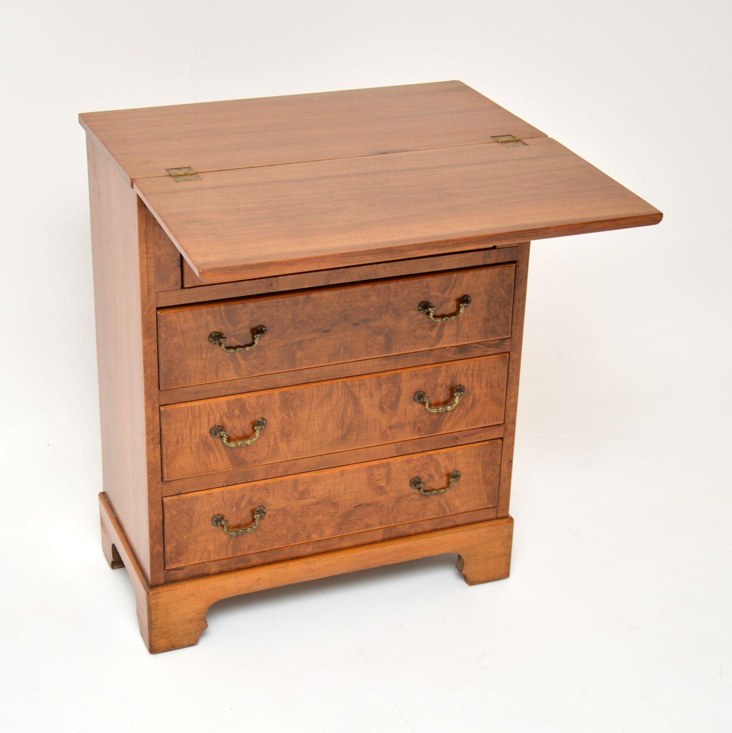 Georgian Small Antique Walnut Bachelors Chest of Drawers
