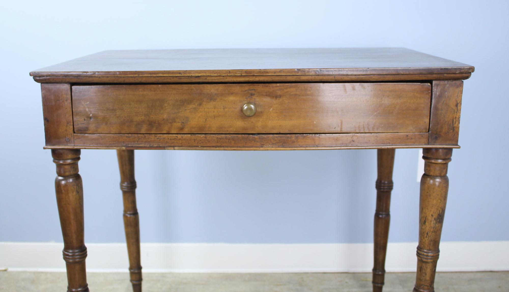 Small Antique Walnut Writing Table with Turned Legs In Good Condition In Port Chester, NY