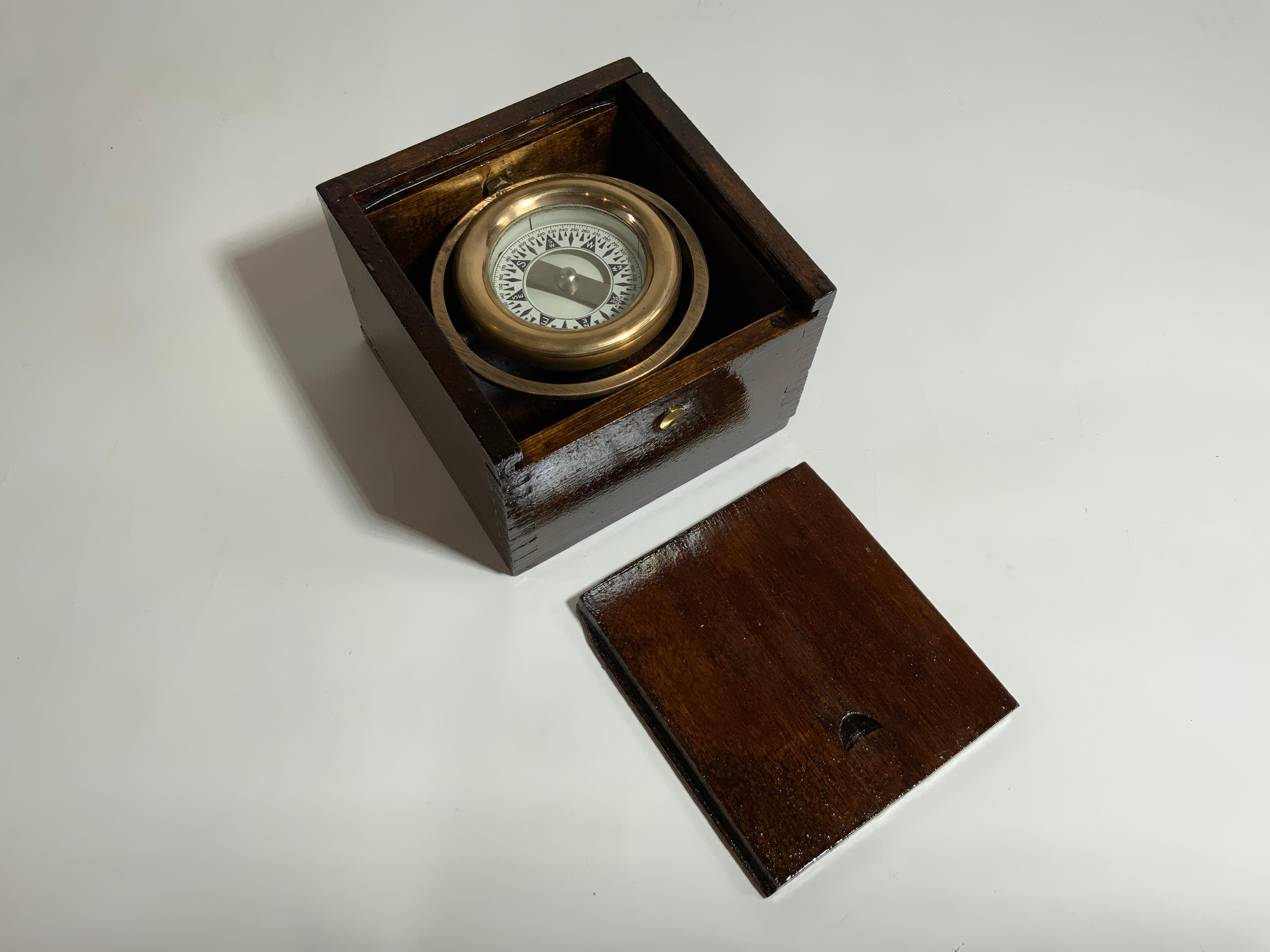 Small Antique Wilcox Crittenden Boat Compass 1