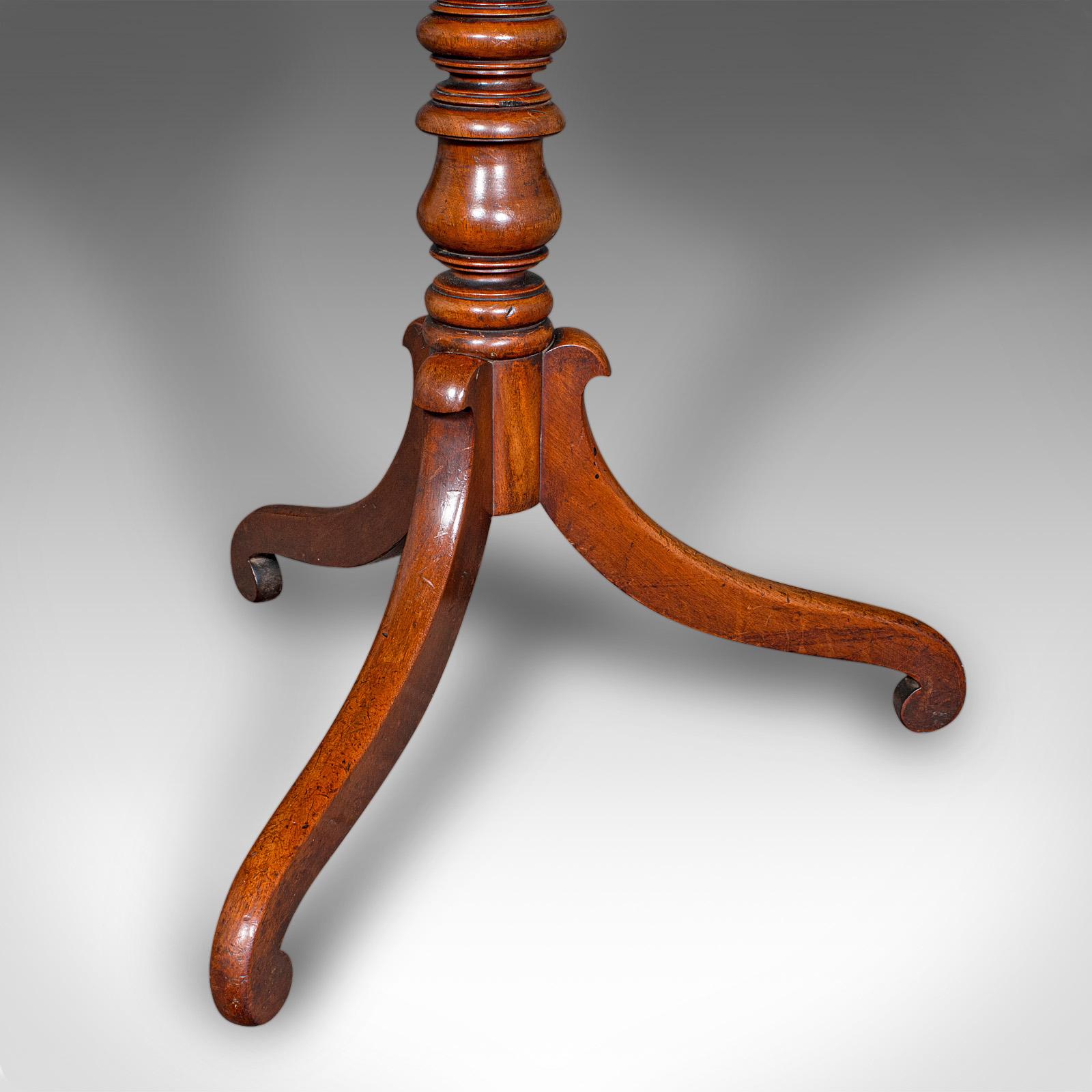 Small Antique Wine Table, English, Side, Occasional, Lamp, Regency, Circa 1820 For Sale 4