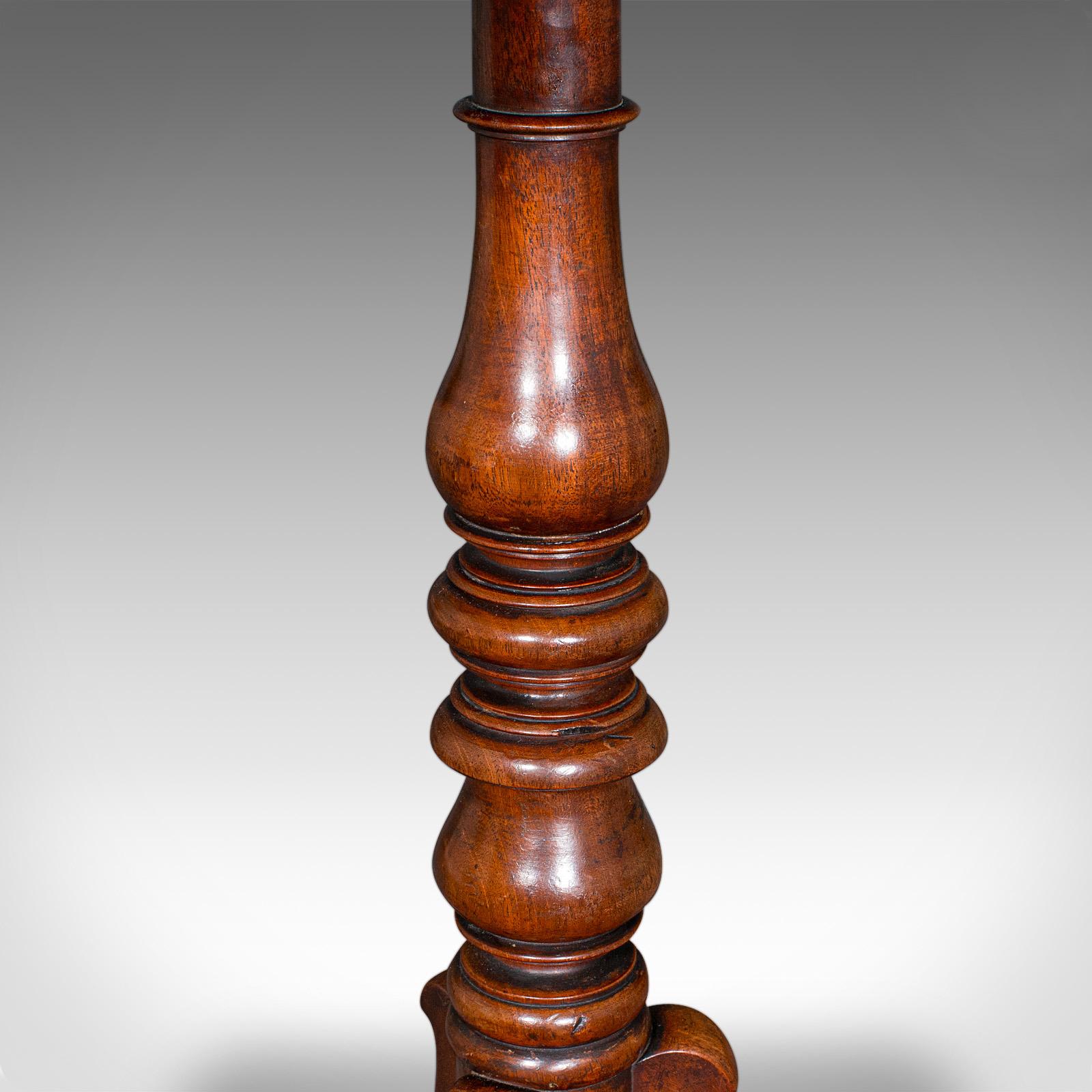 Small Antique Wine Table, English, Side, Occasional, Lamp, Regency, Circa 1820 For Sale 3