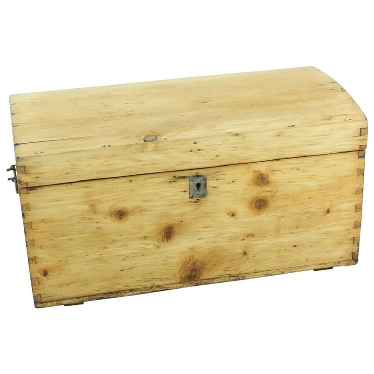 Small Antique Wooden Trunk, circa 1900 For Sale at 1stdibs