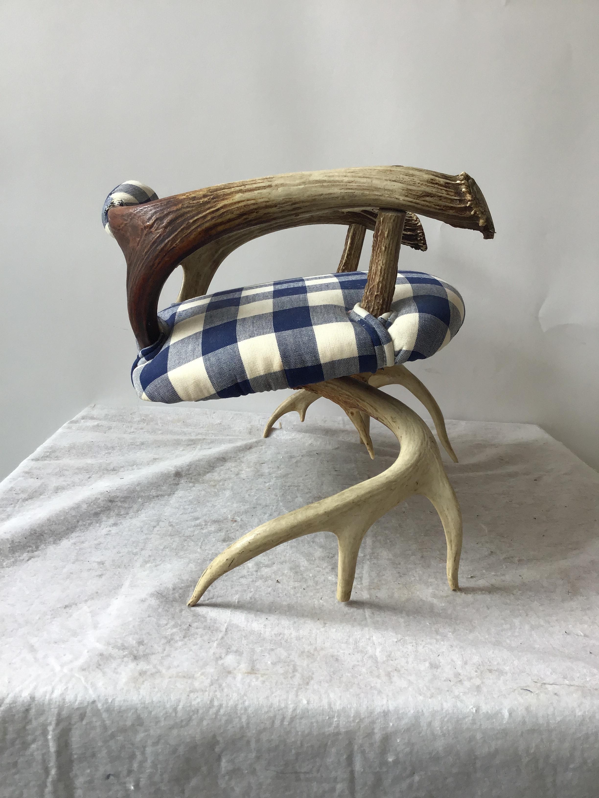 Small Antler Chair 2