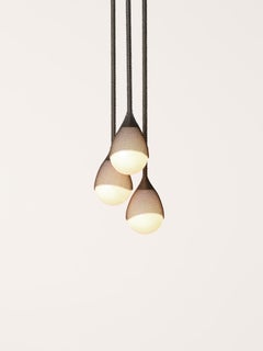 Konekt: 3er-Cluster-Armor-Anhänger aus antikem Messing