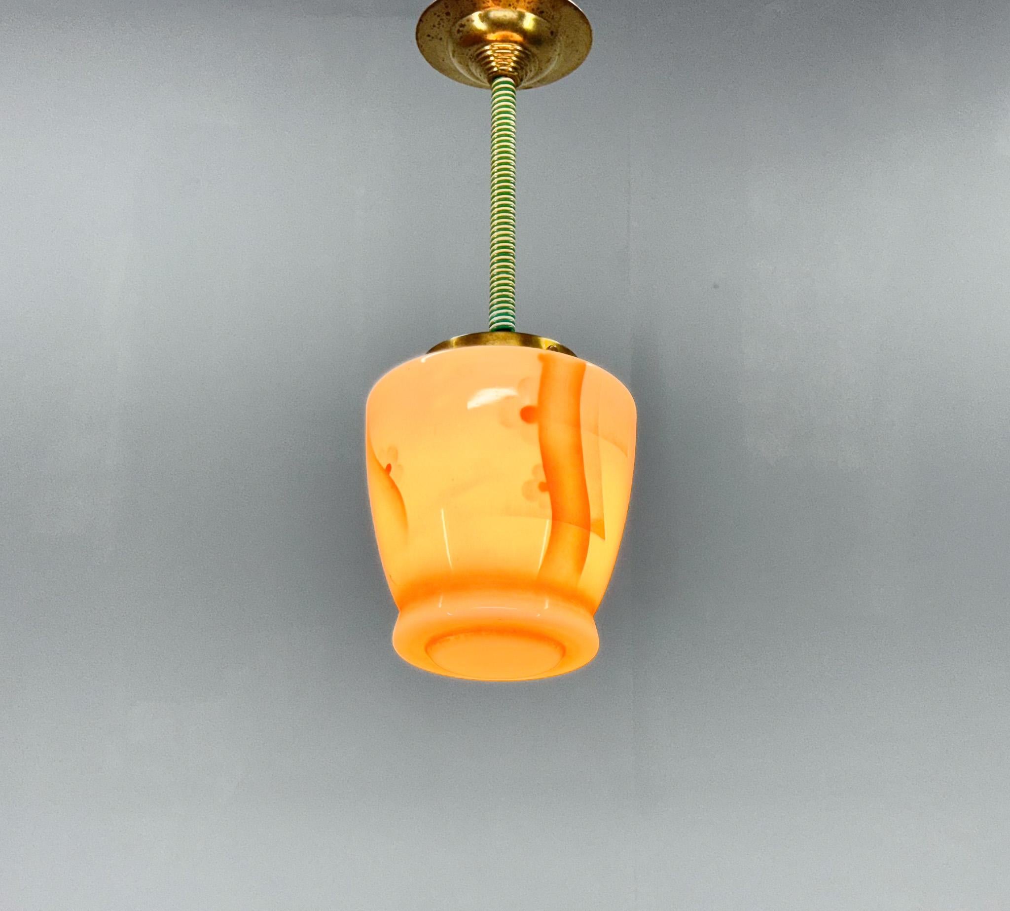 Laiton Petite suspension Art déco Ligt, Allemagne, années 1930, restaurée en vente
