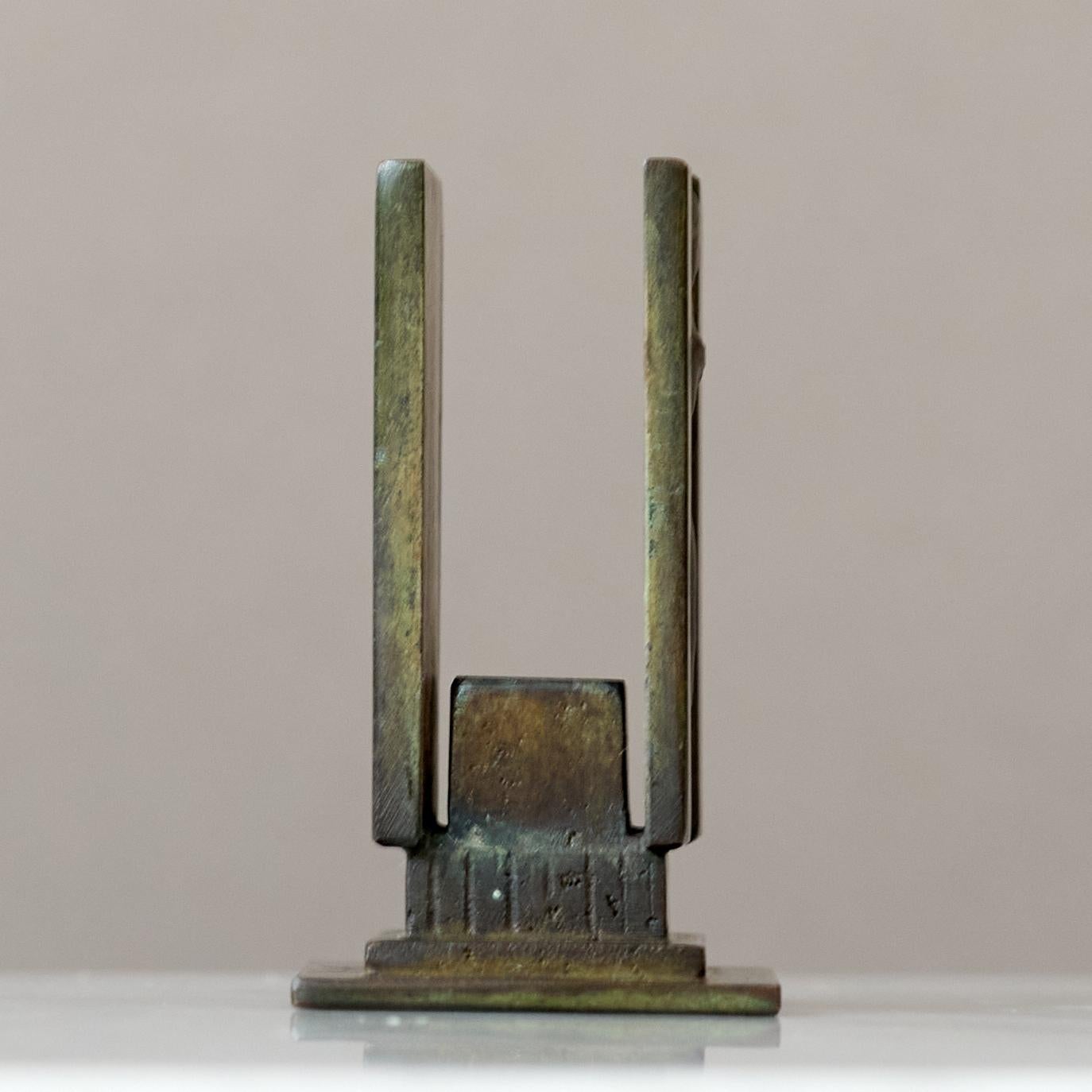 Piccola scultura in bronzo Art Deco / Porta fiammiferi di GAB, Svezia, anni '30. In condizioni buone in vendita a Malmö, SE