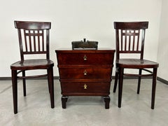 Kleiner Art-Déco-Schrank von Lajos Kozma