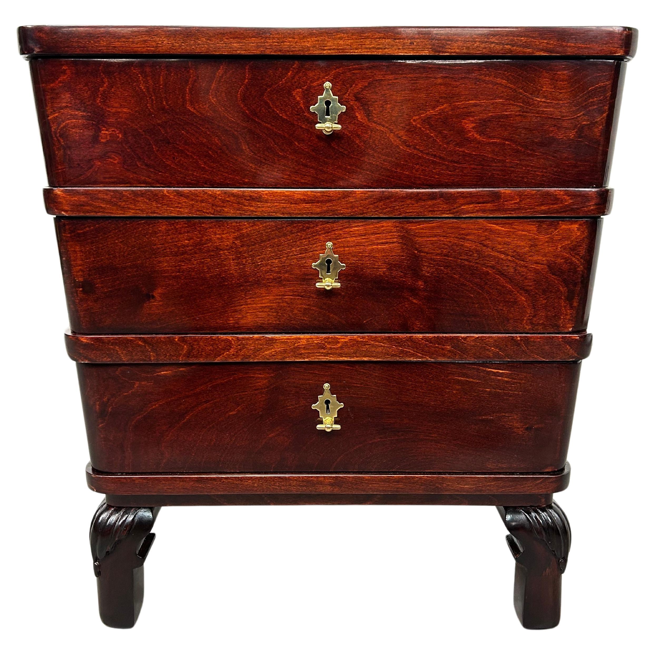 Kleiner Art-Déco-Schrank von Lajos Kozma