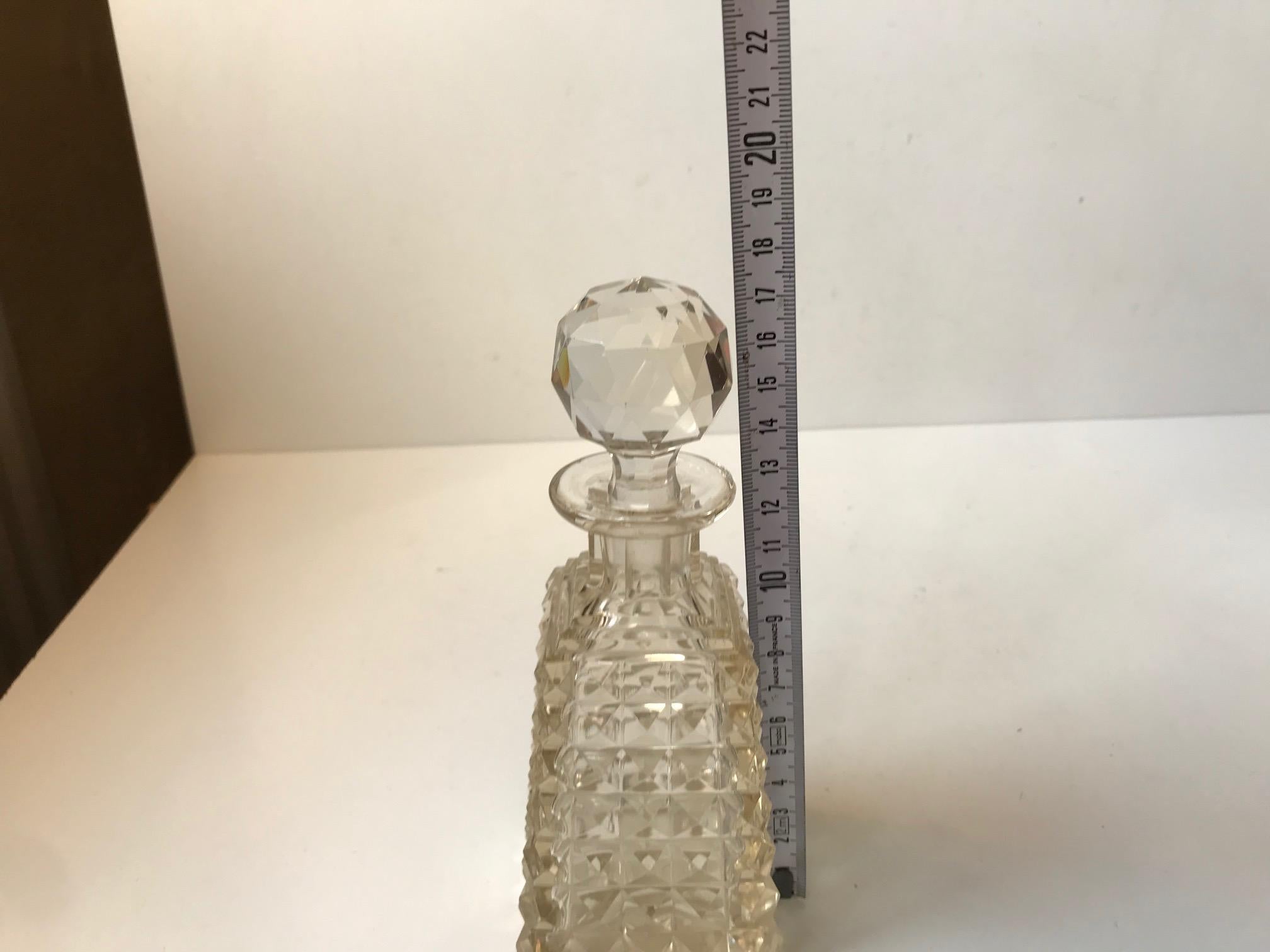 Small Art Deco Cut Crystal Decanter, 1920s In Good Condition In Esbjerg, DK