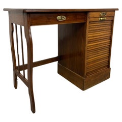 Kleiner Art-Deco-Schreibtisch