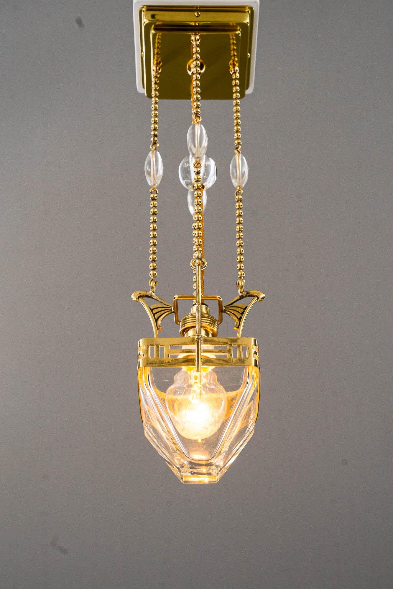 Hängeleuchte im Art déco-Stil mit Vienna aus klarem geschliffenem Glas, um 1920 im Angebot 7