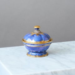 Piccola ciotola con coperchio a lustro Art Déco di Josef Ekberg per Gustavsberg, Svezia, 1930.