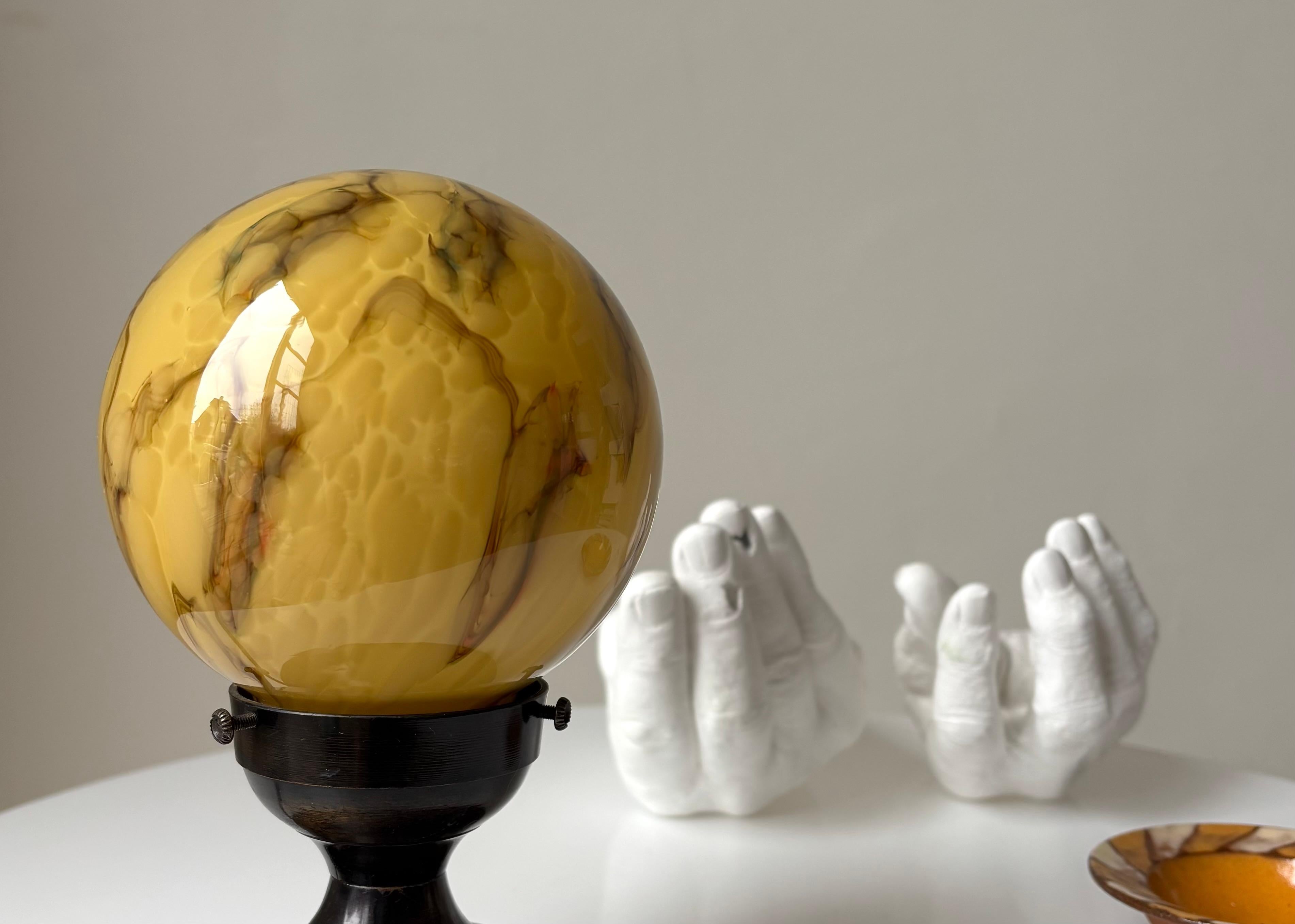 European Antique Art Deco Marbled Globe Table Lamp, 1930s For Sale
