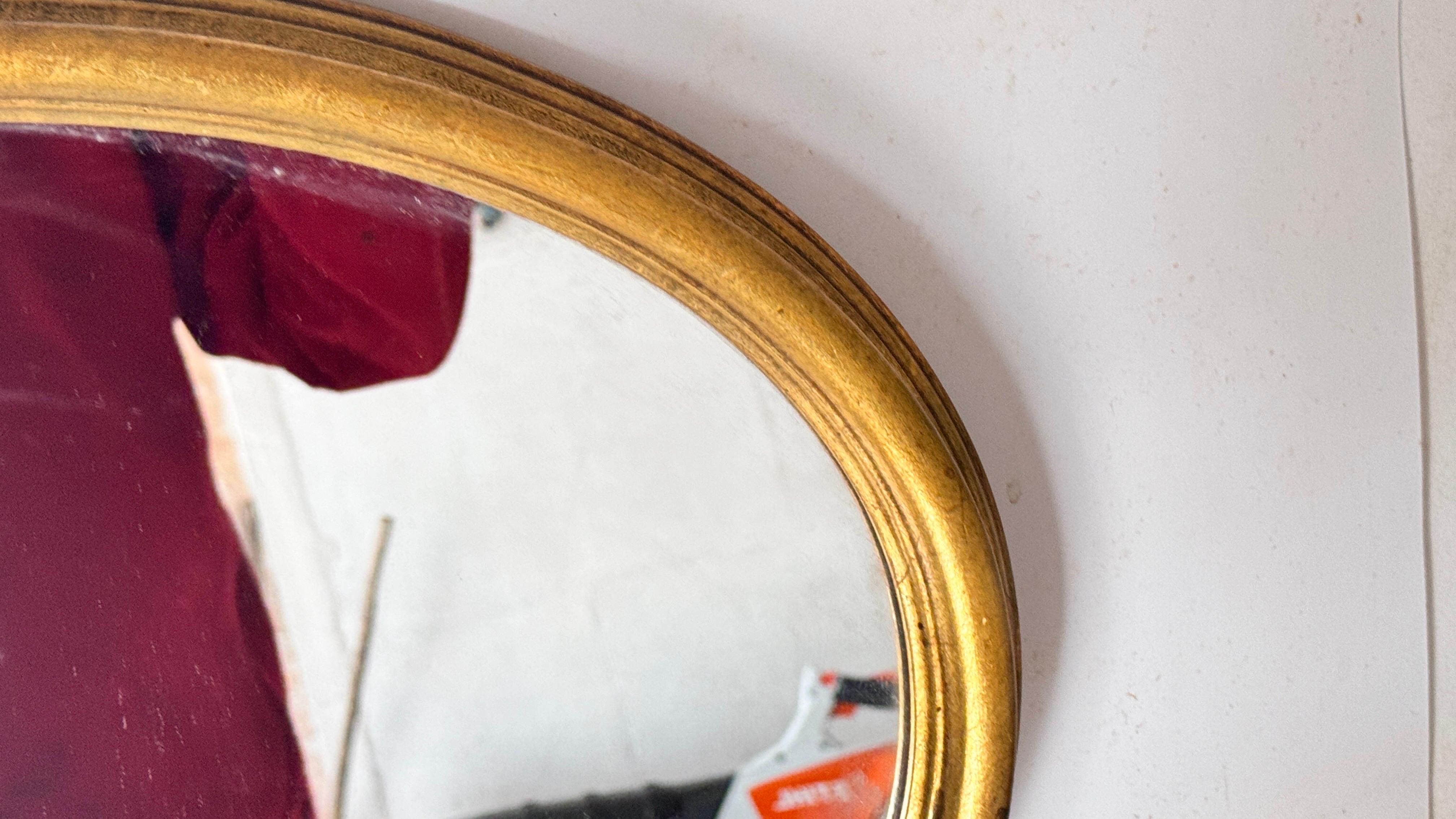 Small Art Deco Mirror, Gilt and Carved Wood, Gold Color, France XX century For Sale 6