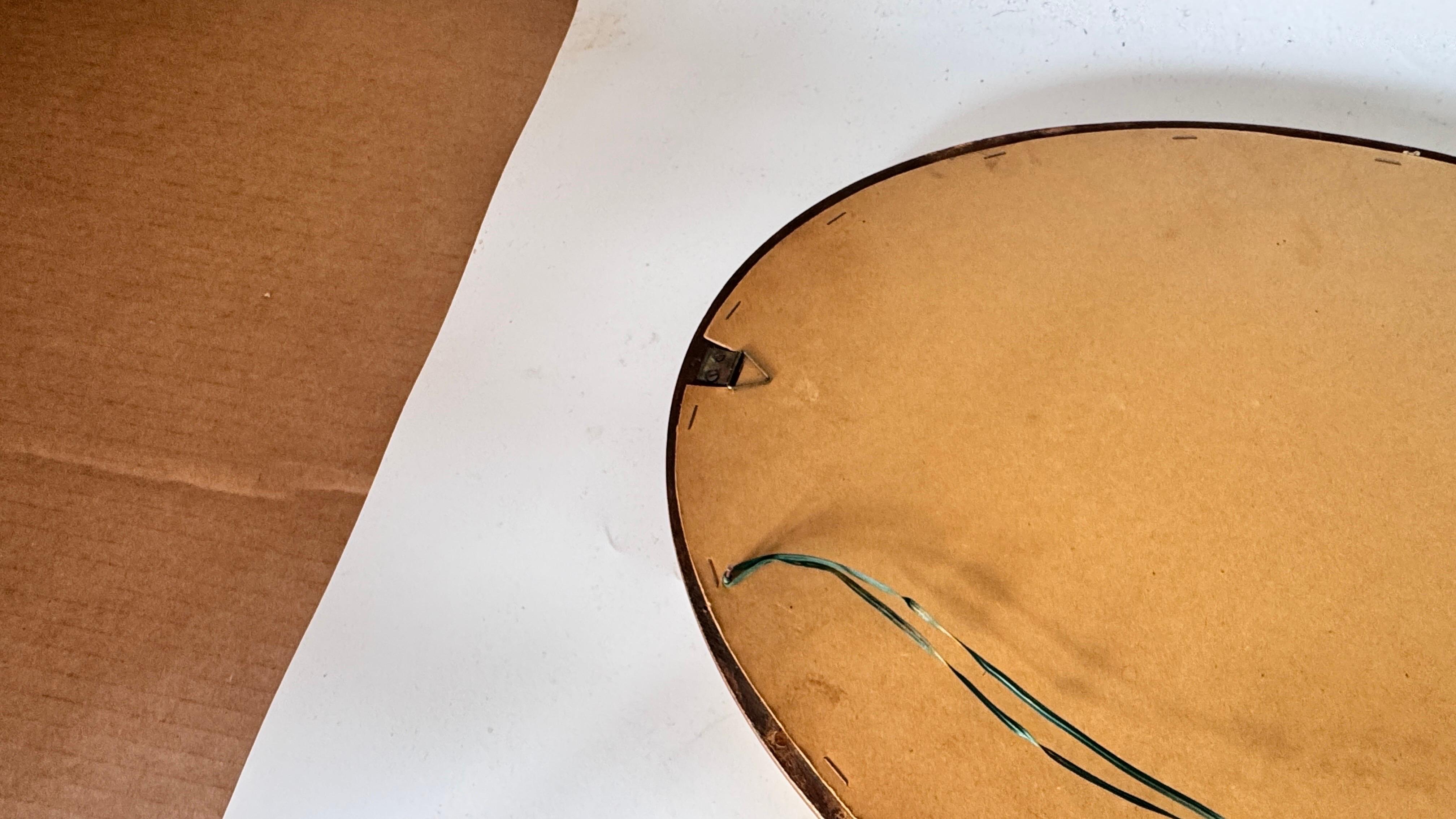 Small Art Deco Mirror, Gilt and Carved Wood, Gold Color, France XX century In Good Condition For Sale In Auribeau sur Siagne, FR