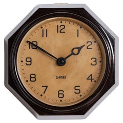 Petite horloge murale octogonale Art Déco en bakélite par Gents of Leicester