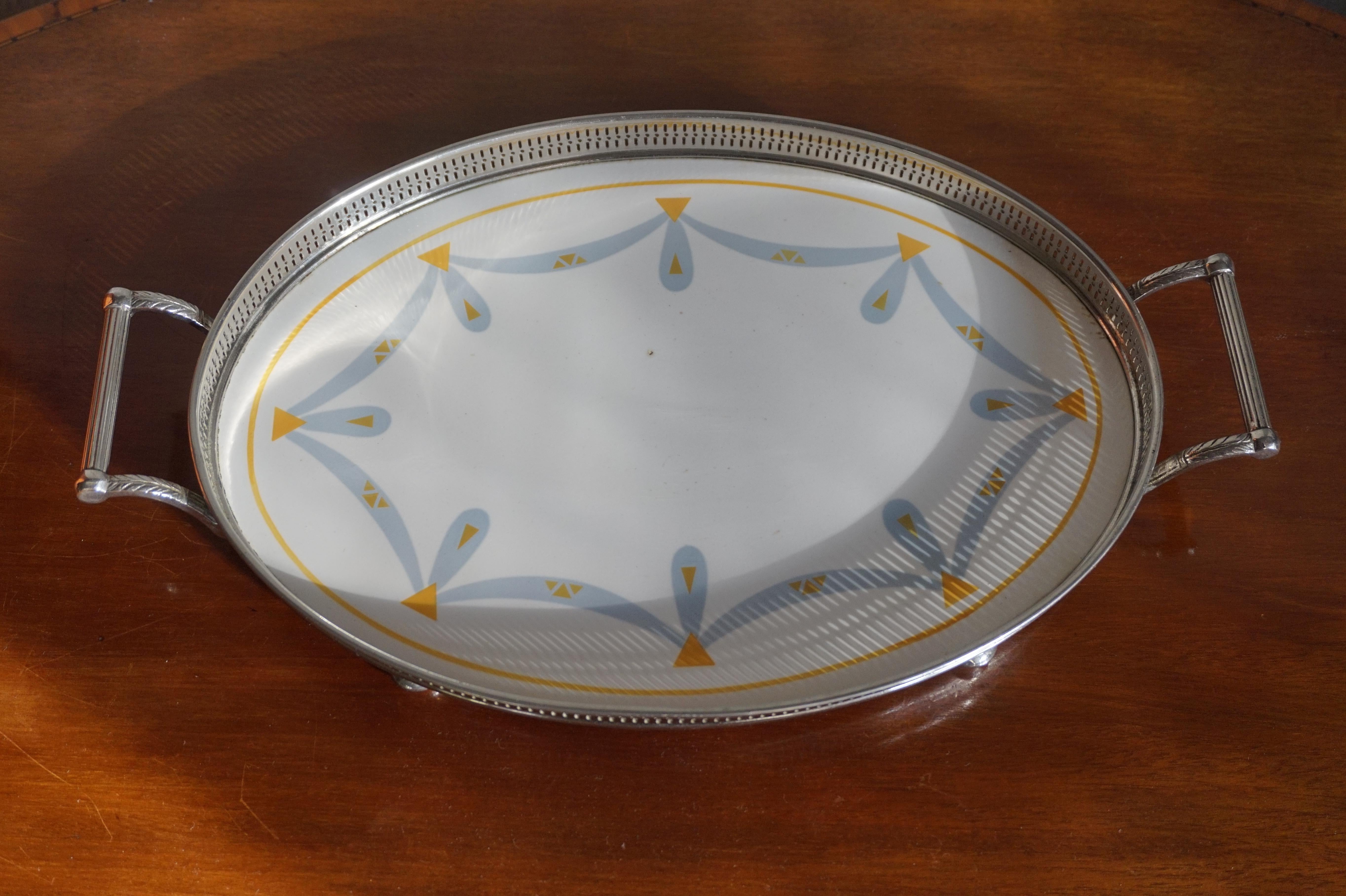Small Art Deco Oval Porcelain Tile Serving Tray with Stylish Yellow & Gray Motif For Sale 10