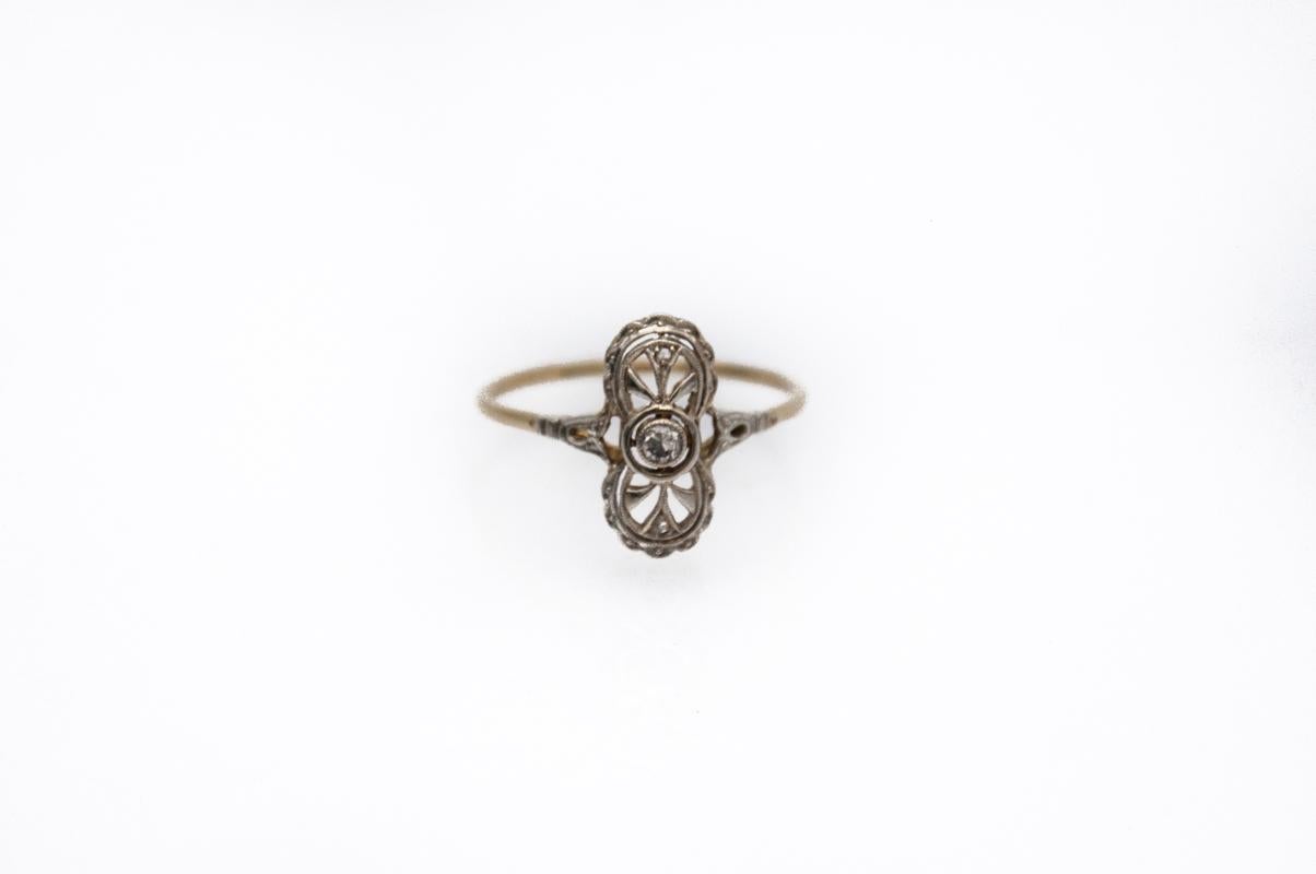 Small Art Deco ring with a diamond, 1920s-30s. For Sale 1