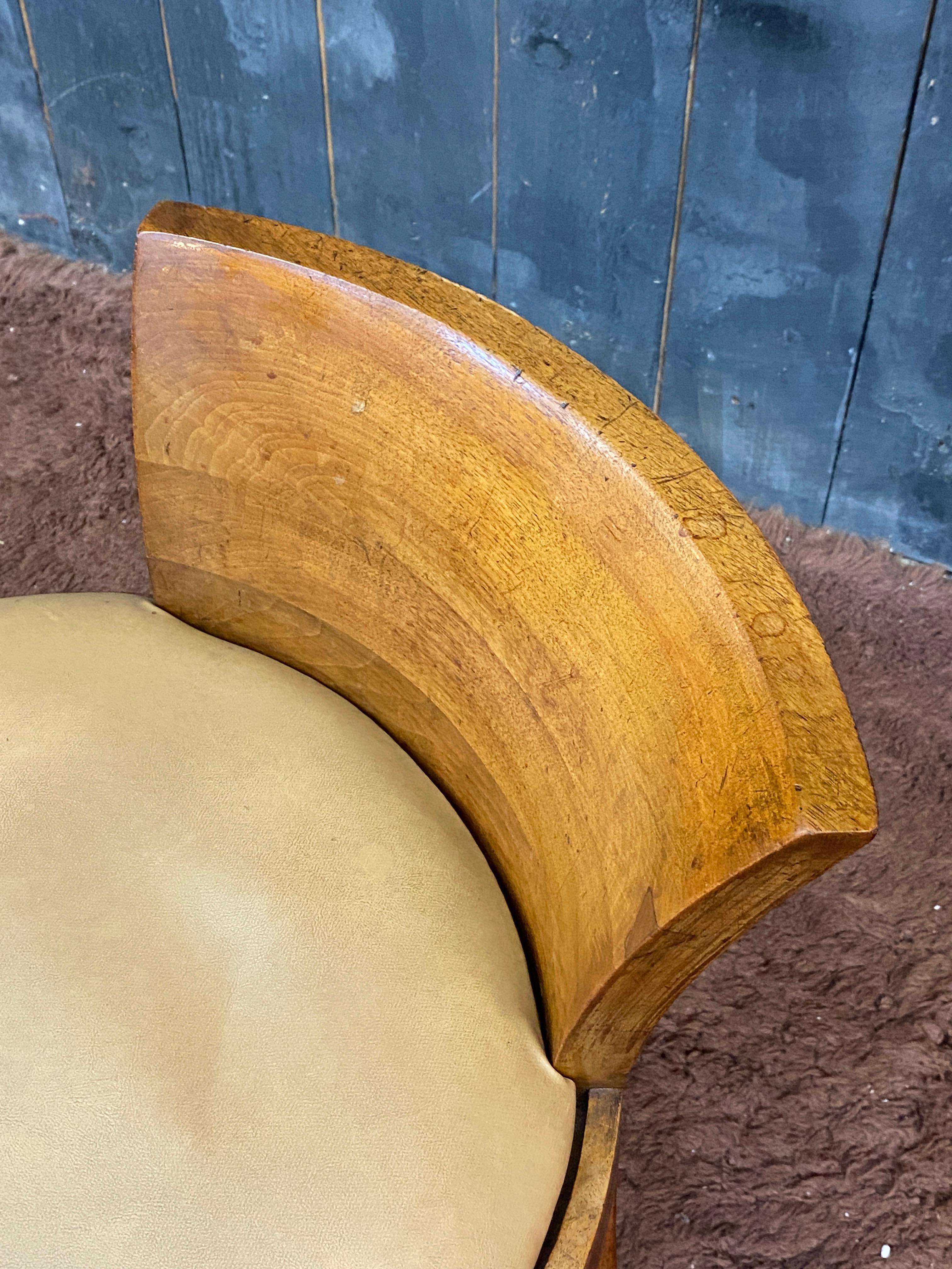 Noyer petite chaise d'appoint art déco en noyer massif, vers 1930 en vente
