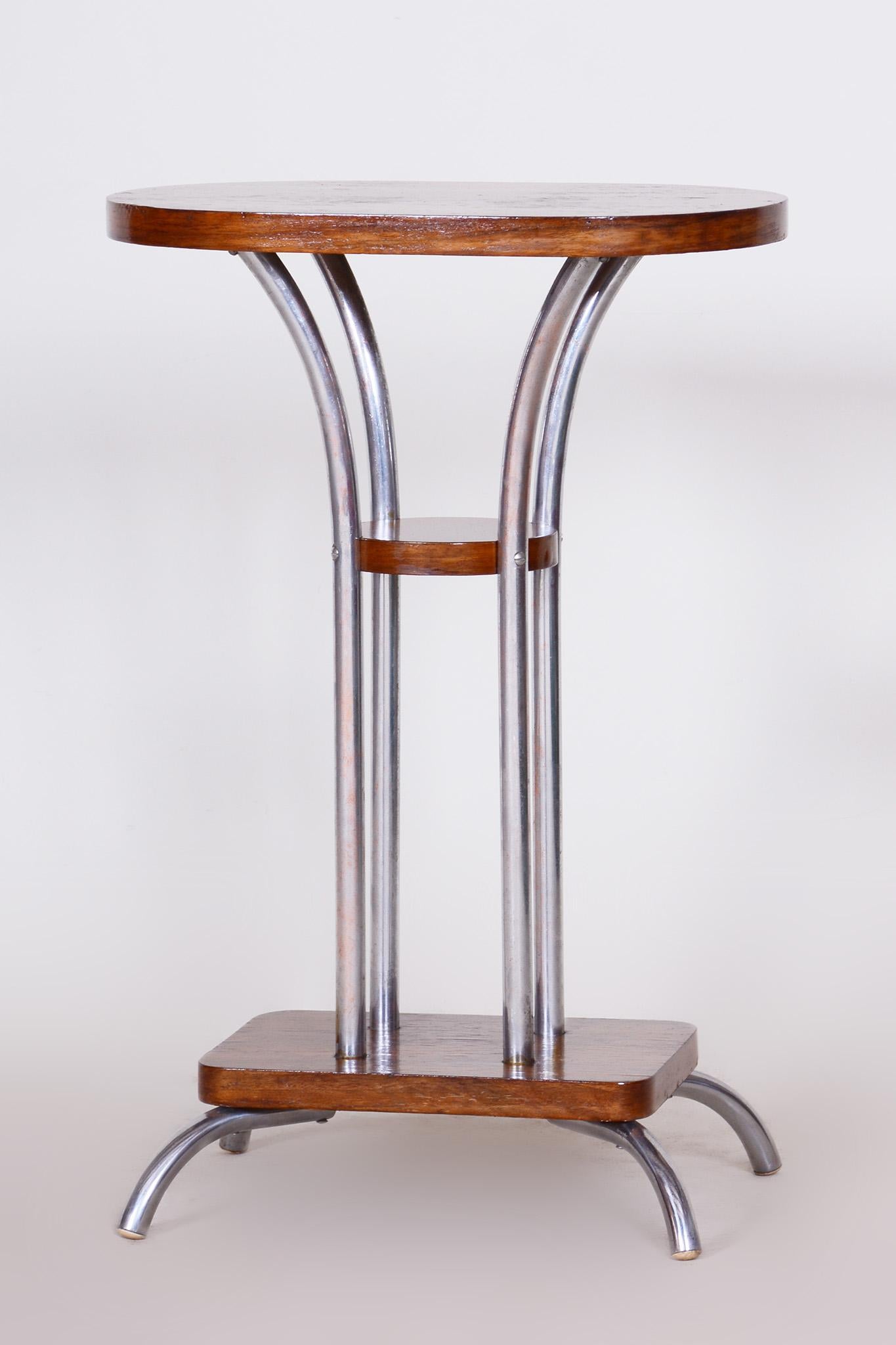French Small Art Deco Side Table Made in 1930s France For Sale